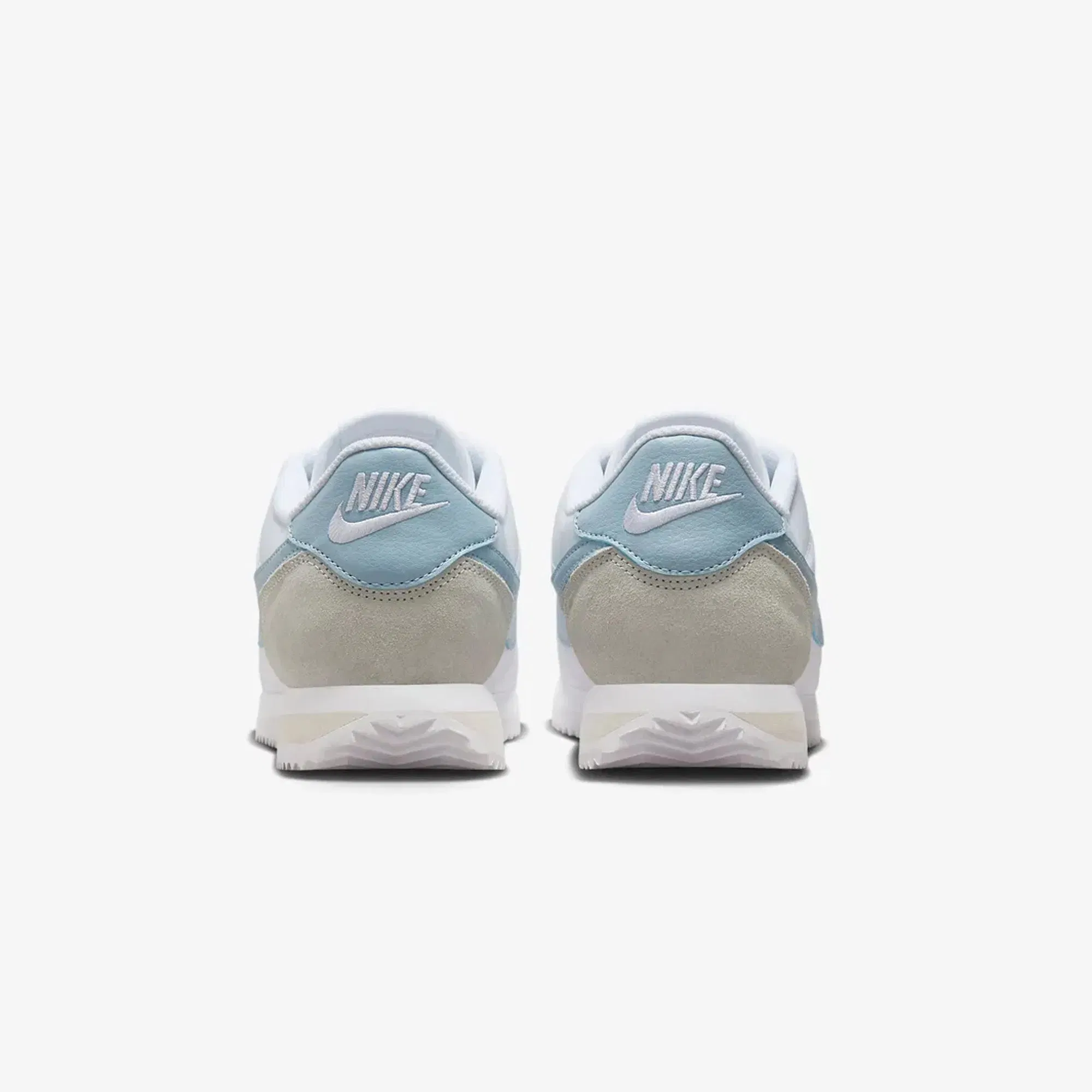 Nike CORTEZ { WHITE/LT ARMORY BLUE-LT OREWOOD BRN