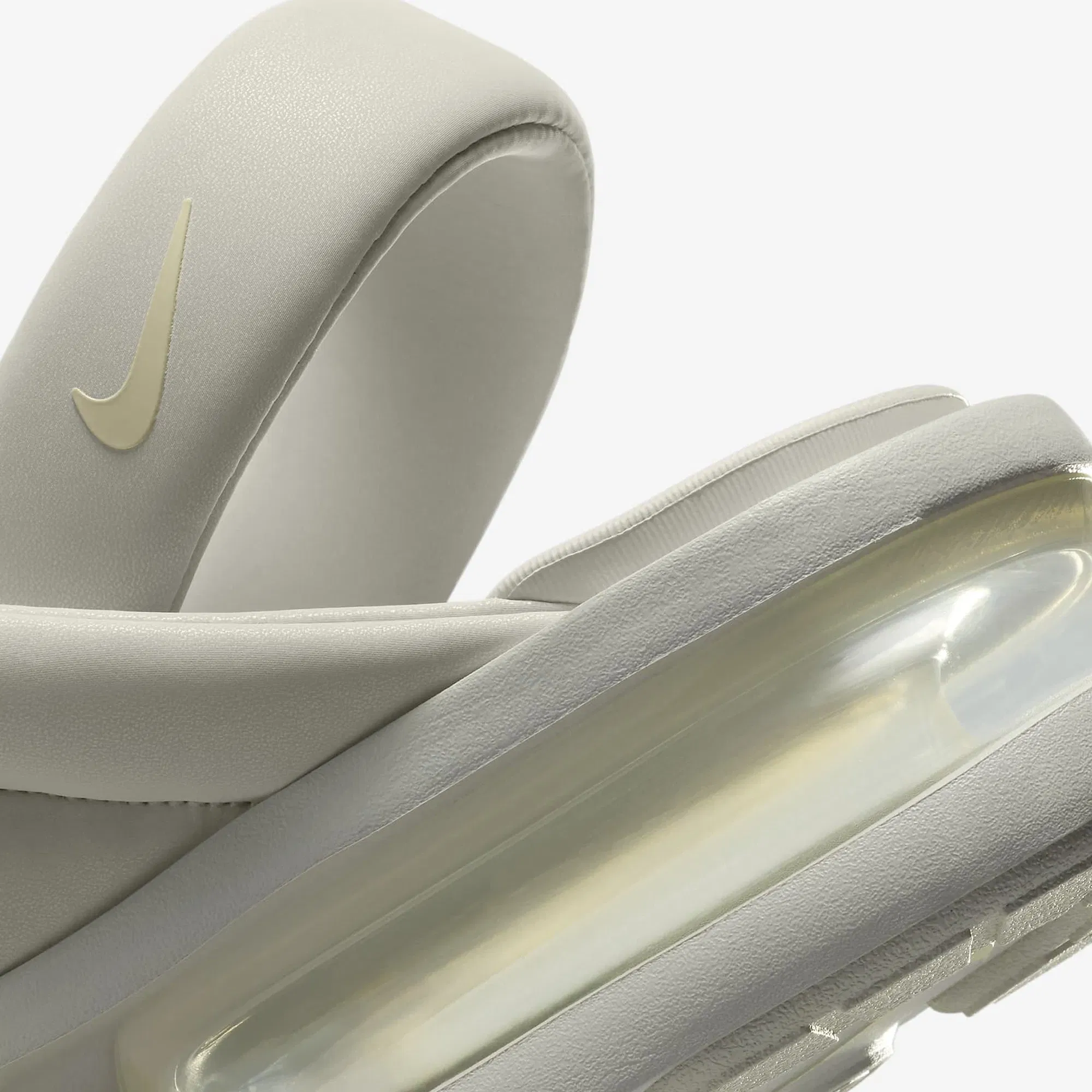 Nike AIR MAX ISLA { LIGHT BONE/ALABASTER-LIGHT BONE
