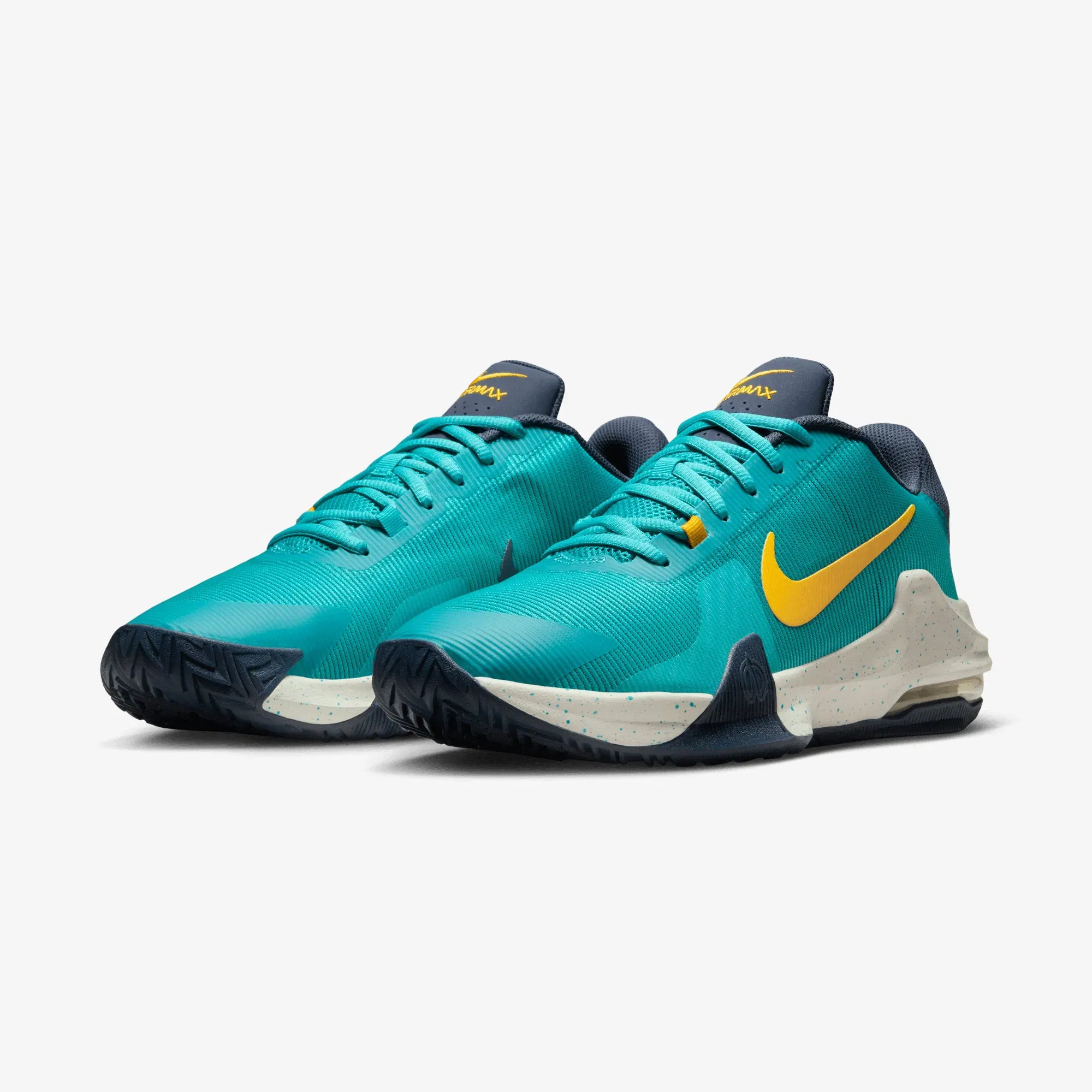 Nike IMPACT 4 { DUSTY CACTUS/UNIVERSITY GOLD