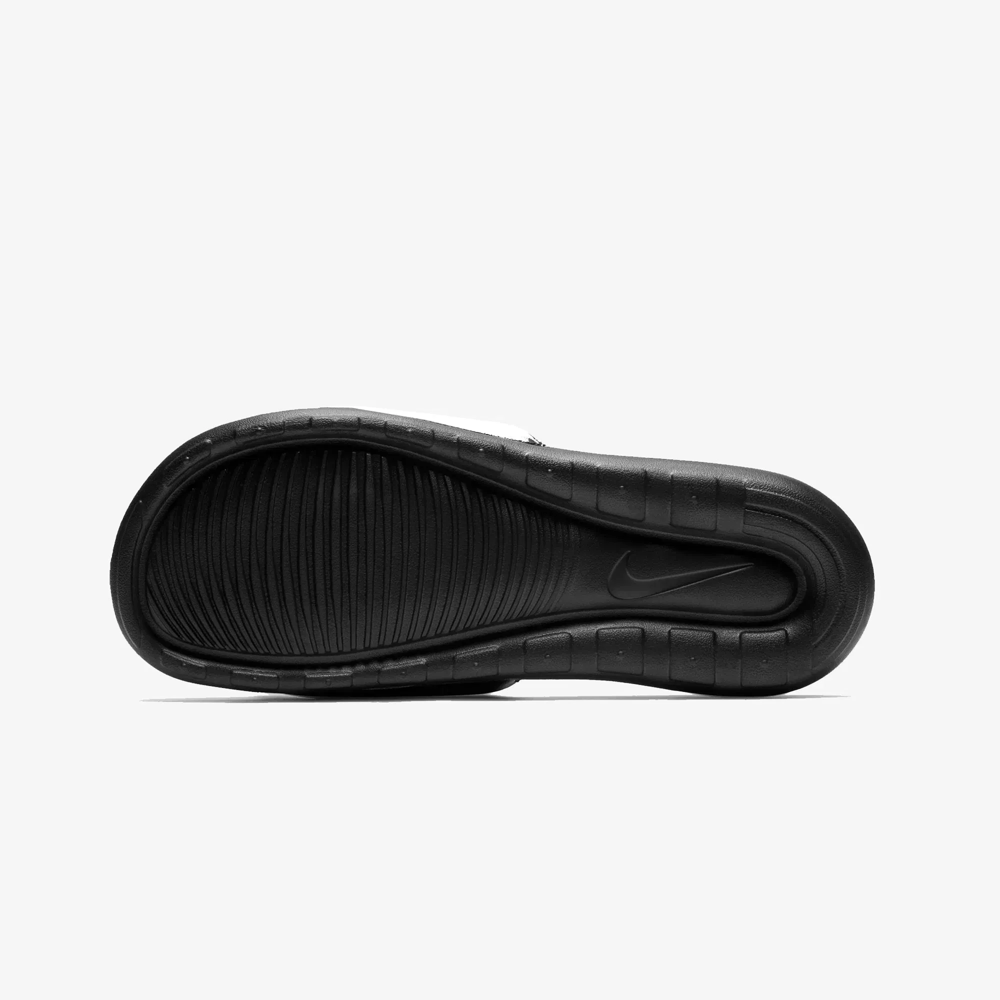 Nike VICTORI ONE { BLACK/BLACK-WHITE