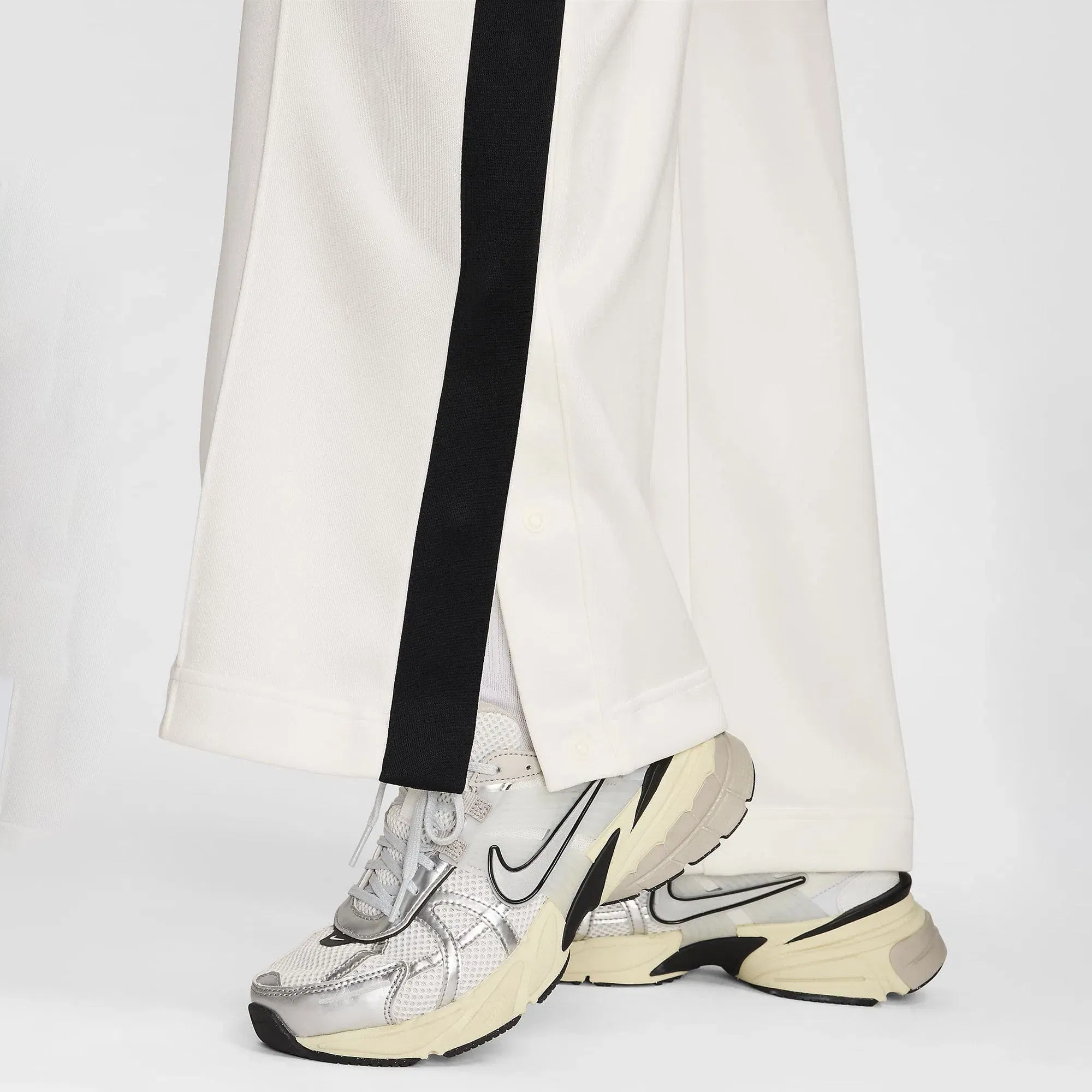 Nike SPORTSWEAR KNIT PANTS { SAIL/BLACK/BLACK