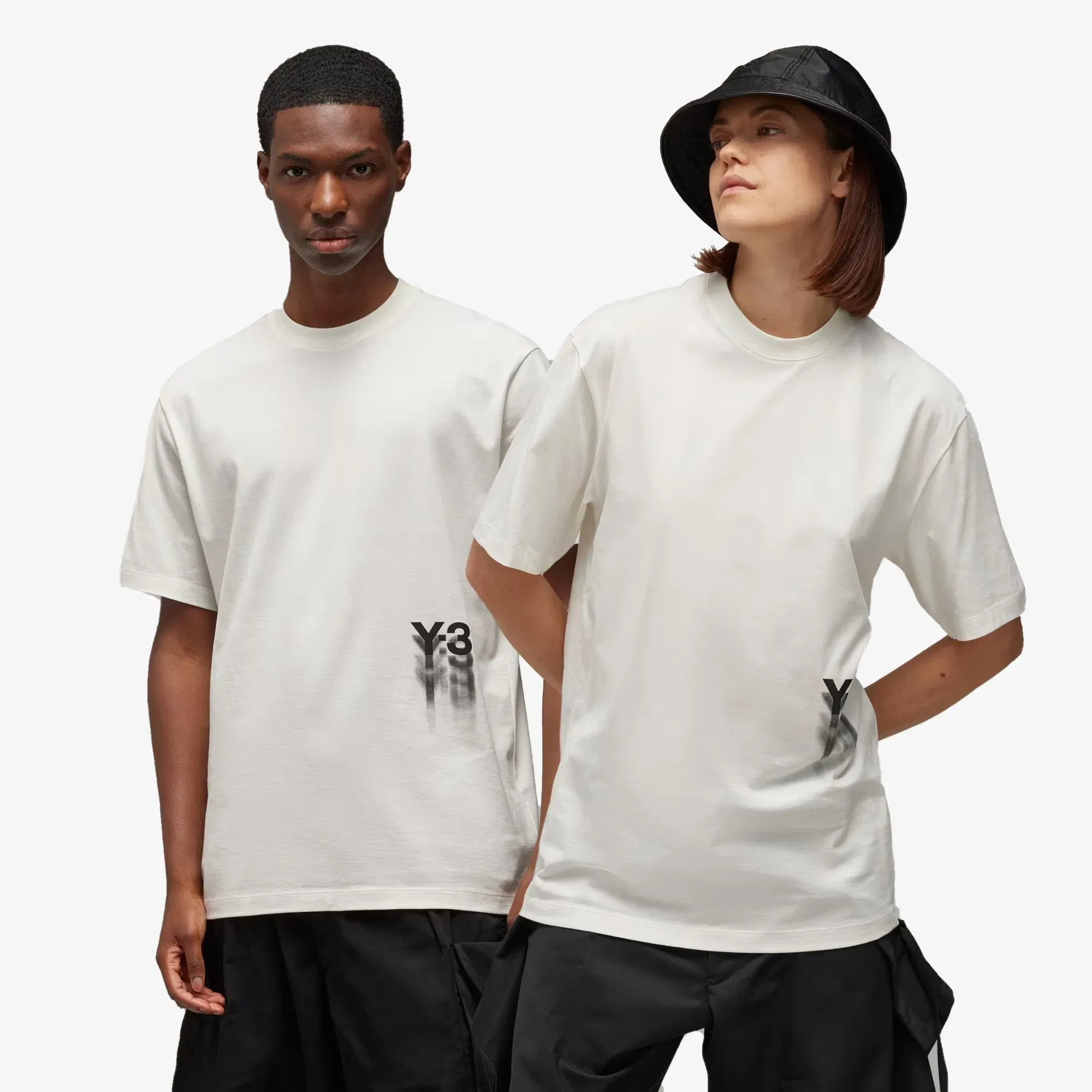 Y-3 GRAPHIC SHORT SLEEVE TEE { OWHITE