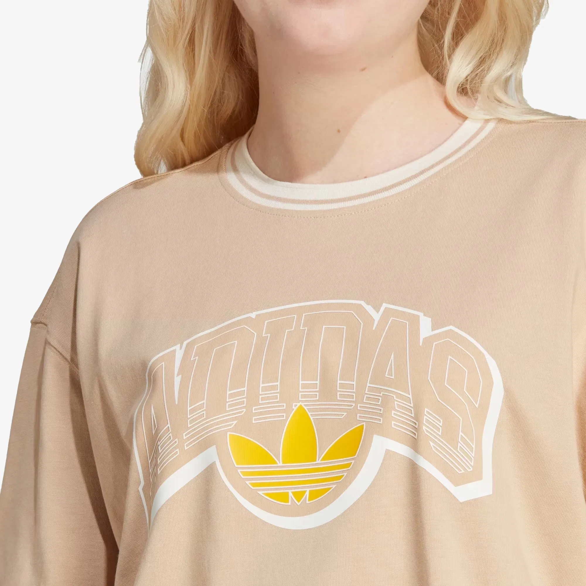 Adidas Originals BIG LOGO GRAPHIC T-Shirt { MAGIC BEIGE