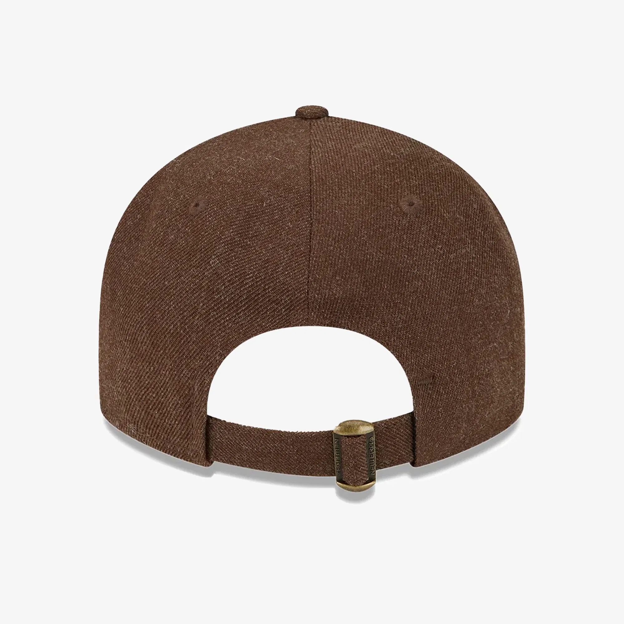 New Era NEW YORK YANKEES MLB TWO TONE BROWN RETRO CROWN 9FIFTY STRAPBACK CAP { BROWN