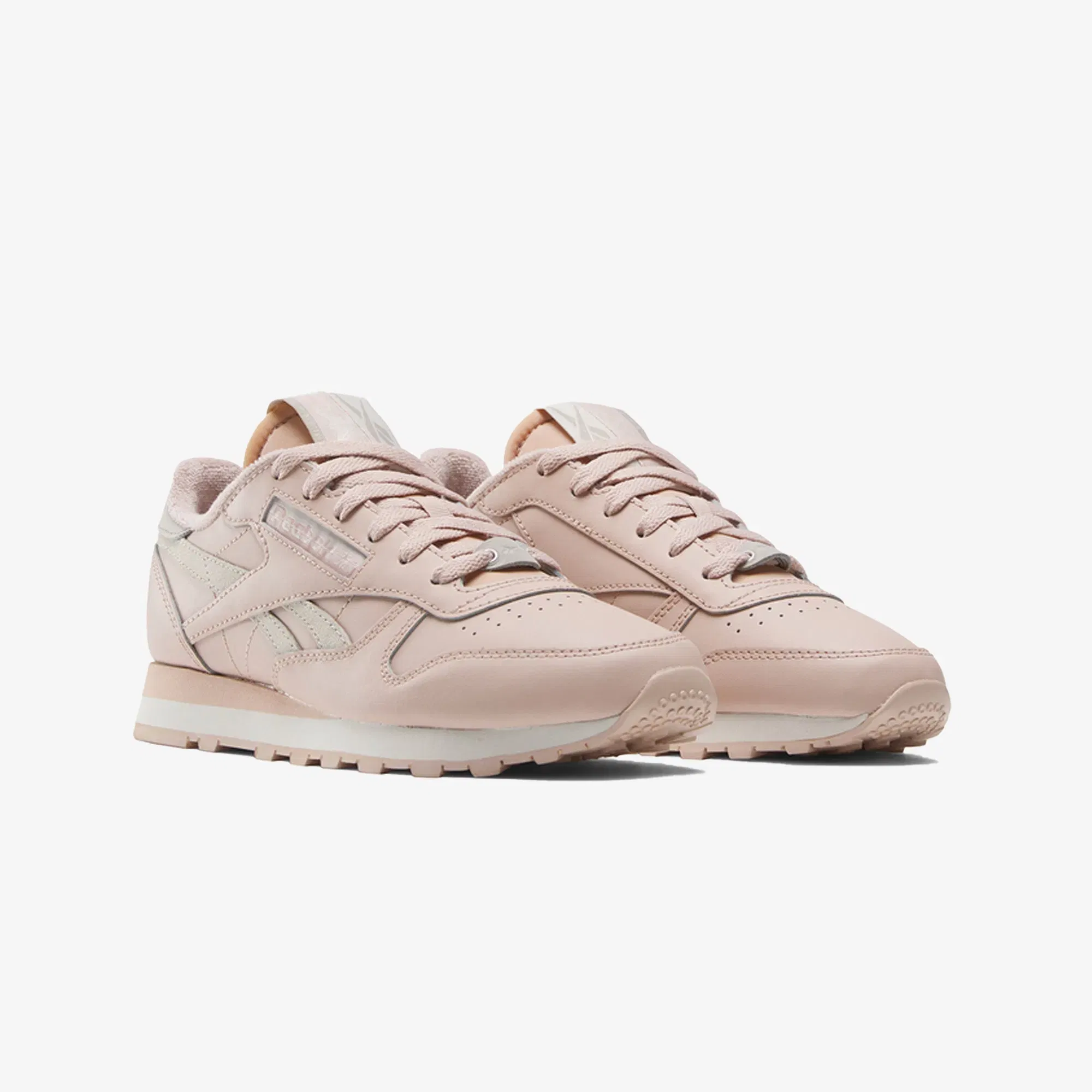 Reebok CLASSIC LEATHER { BONE/ASH