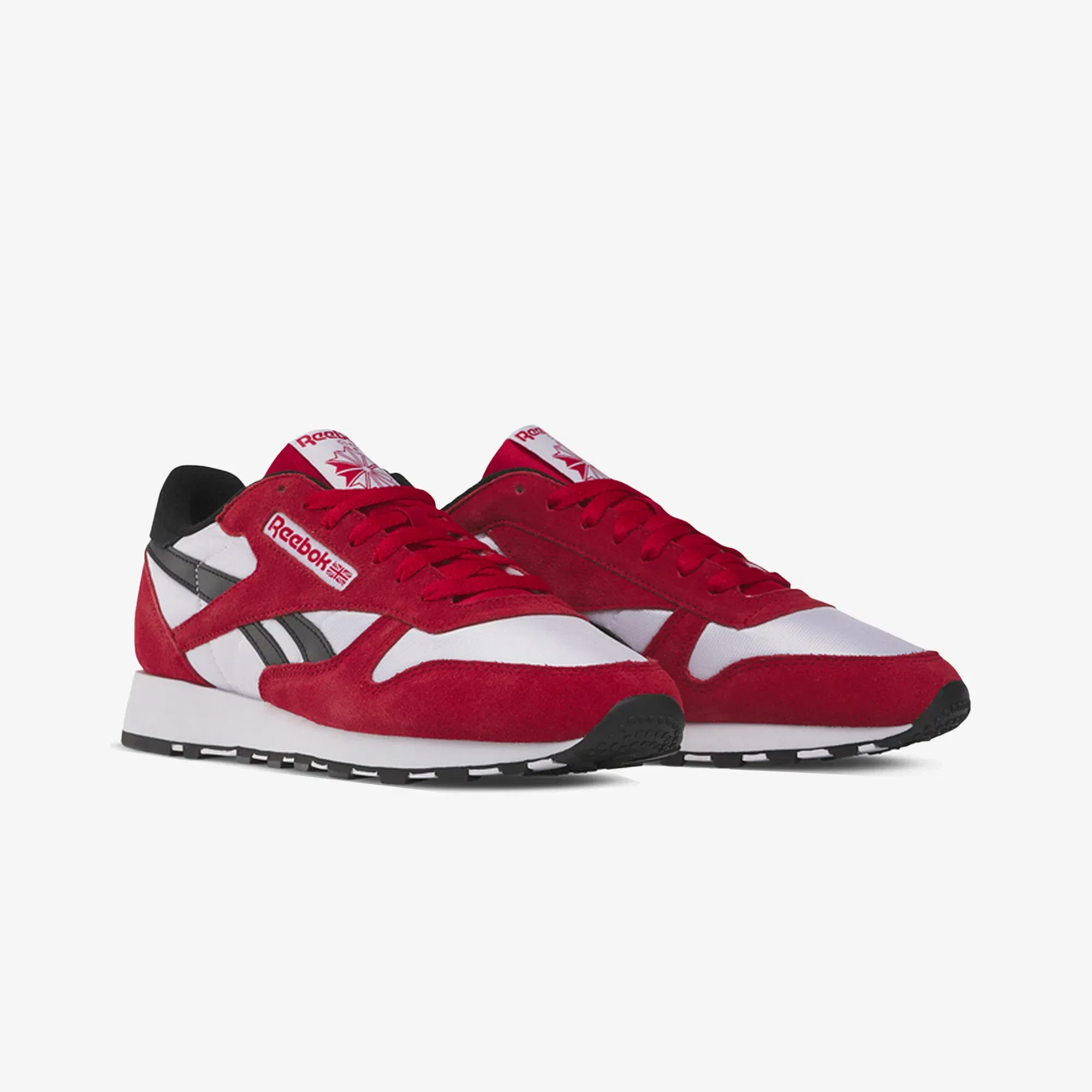 Reebok CLASSIC LEATHER { RED/CARBON BLACK/CLOUD WHITE