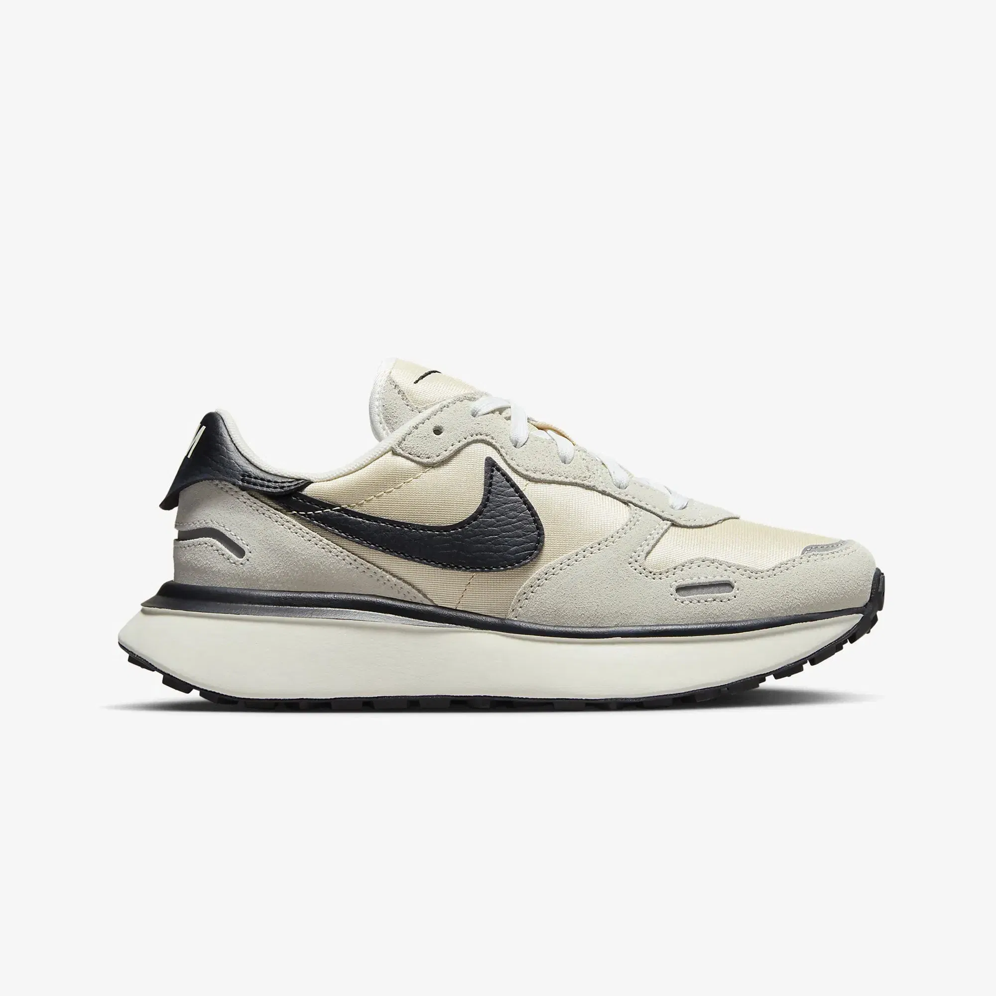 Nike PHOENIX WAFFLE { SUMMIT WHITE/BLACK-SANDDRIFT-SAIL