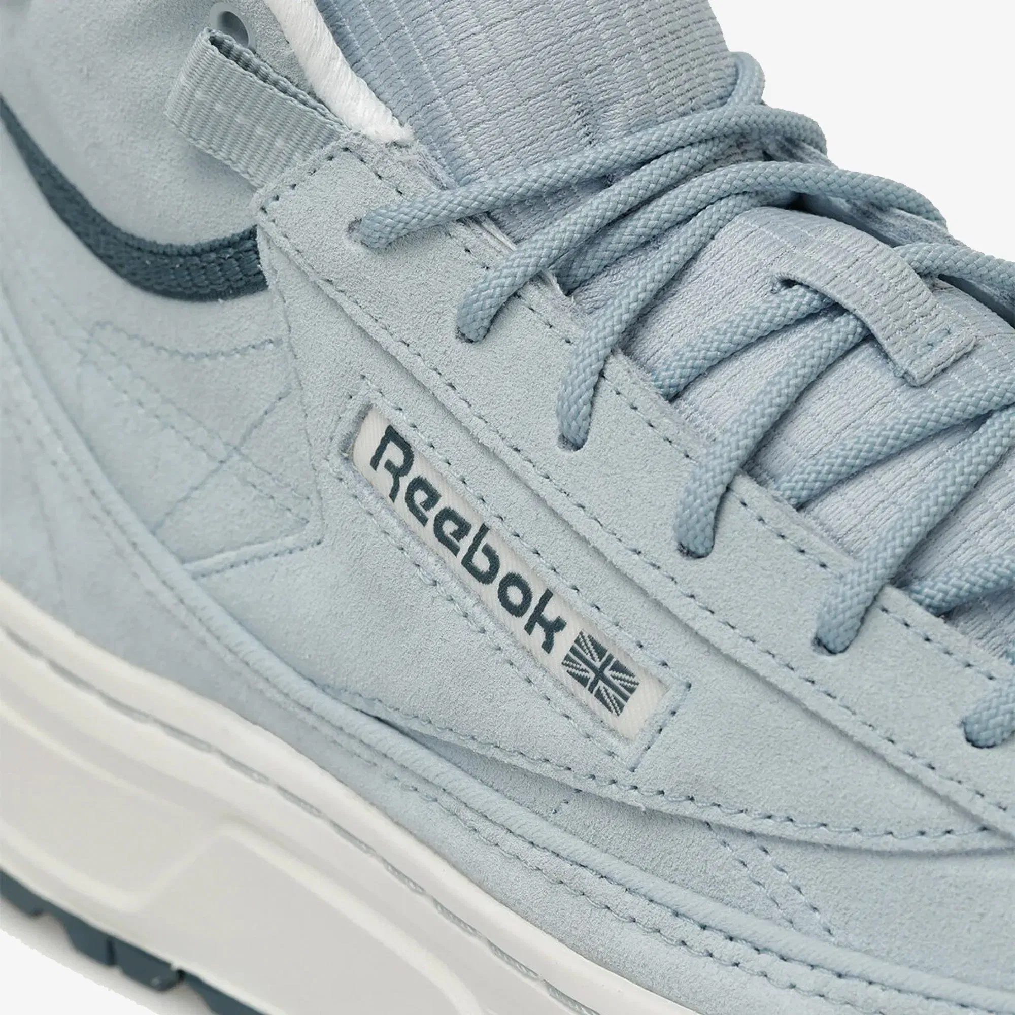 Reebok CLUB C GEO MID { GRAY/WHITE/WHITE