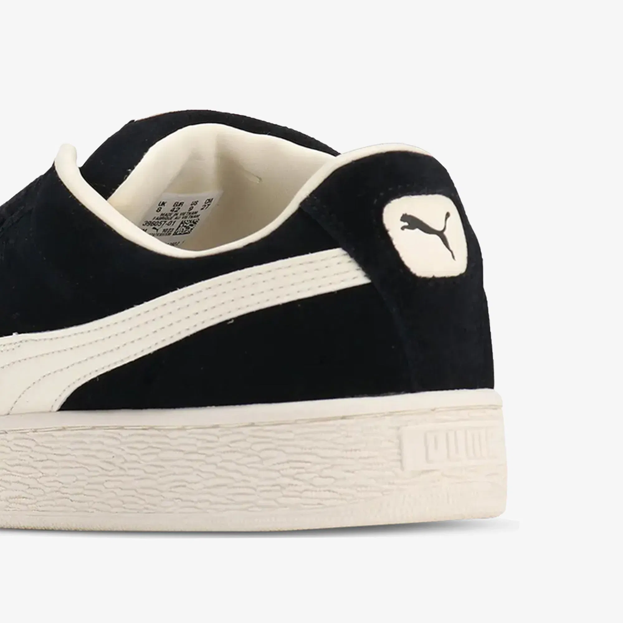 Puma X PLEASURES SUEDE { PUMA BLACK-FROSTED IVORY