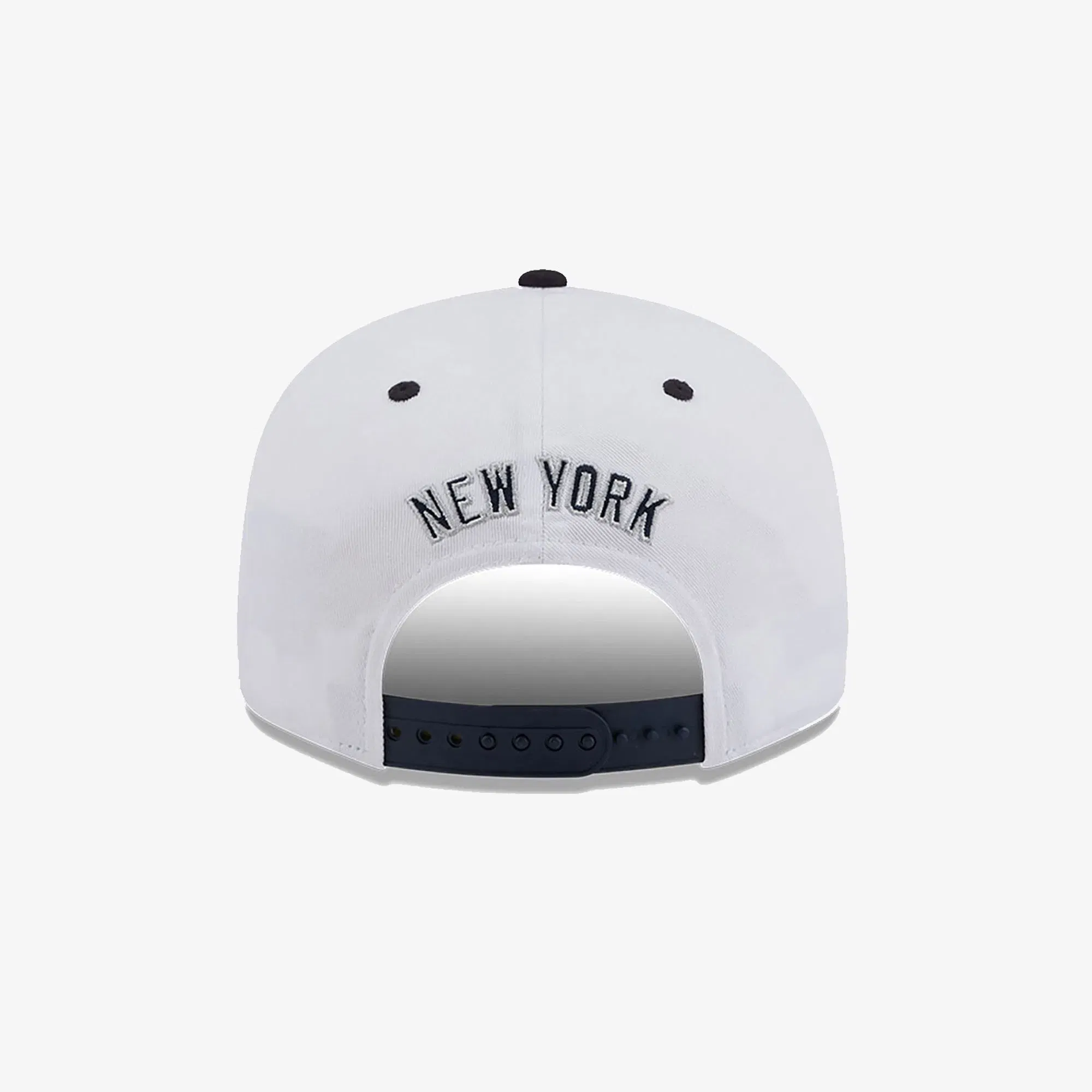 New Era NEW YORK YANKEES WHITE CROWN PATCH WHITE 9FIFTY SNAPBACK CAP { WHITE
