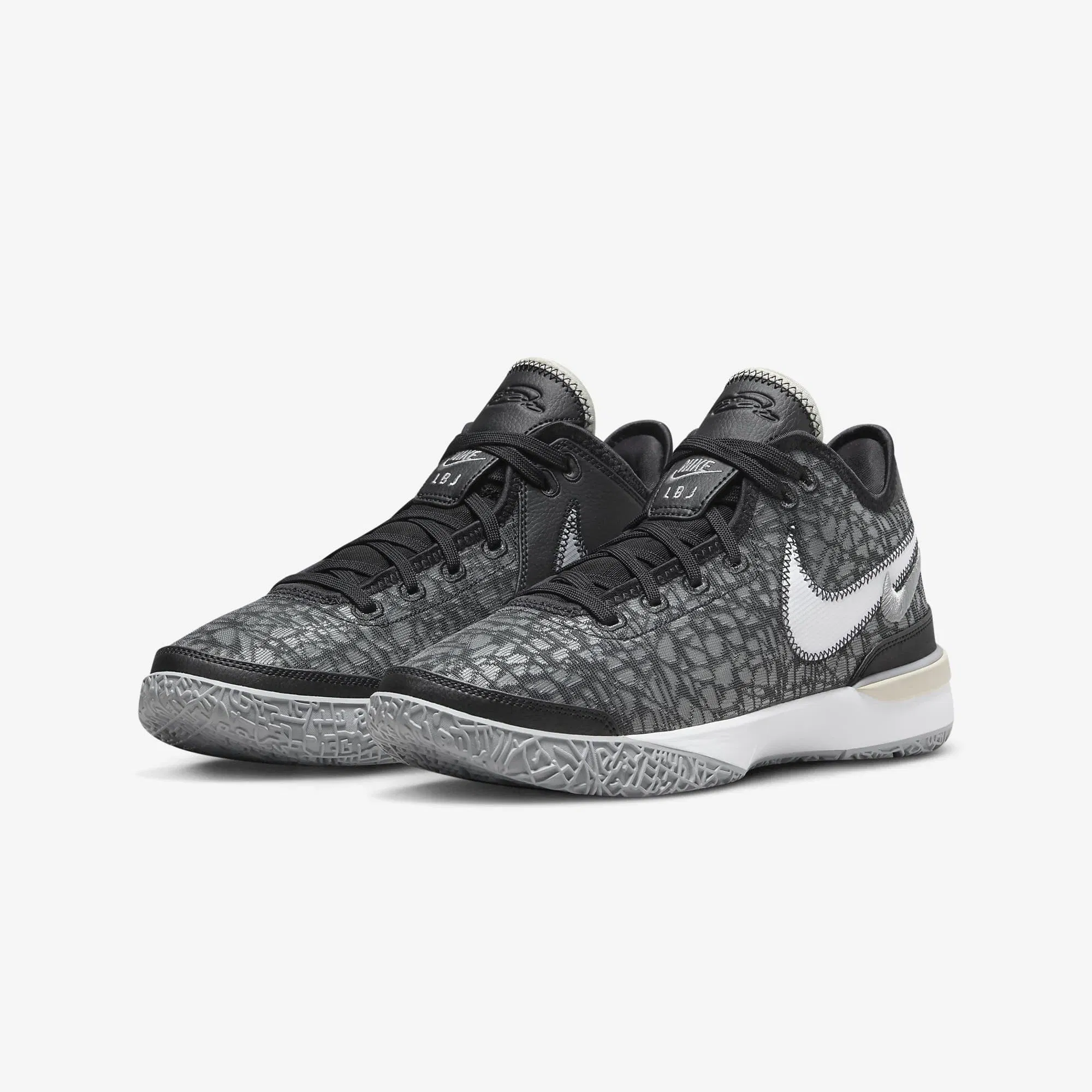 Nike LEBRON NXXT GEN EP { BLACK/WOLF GREY-WHITE-LIGHT BONE