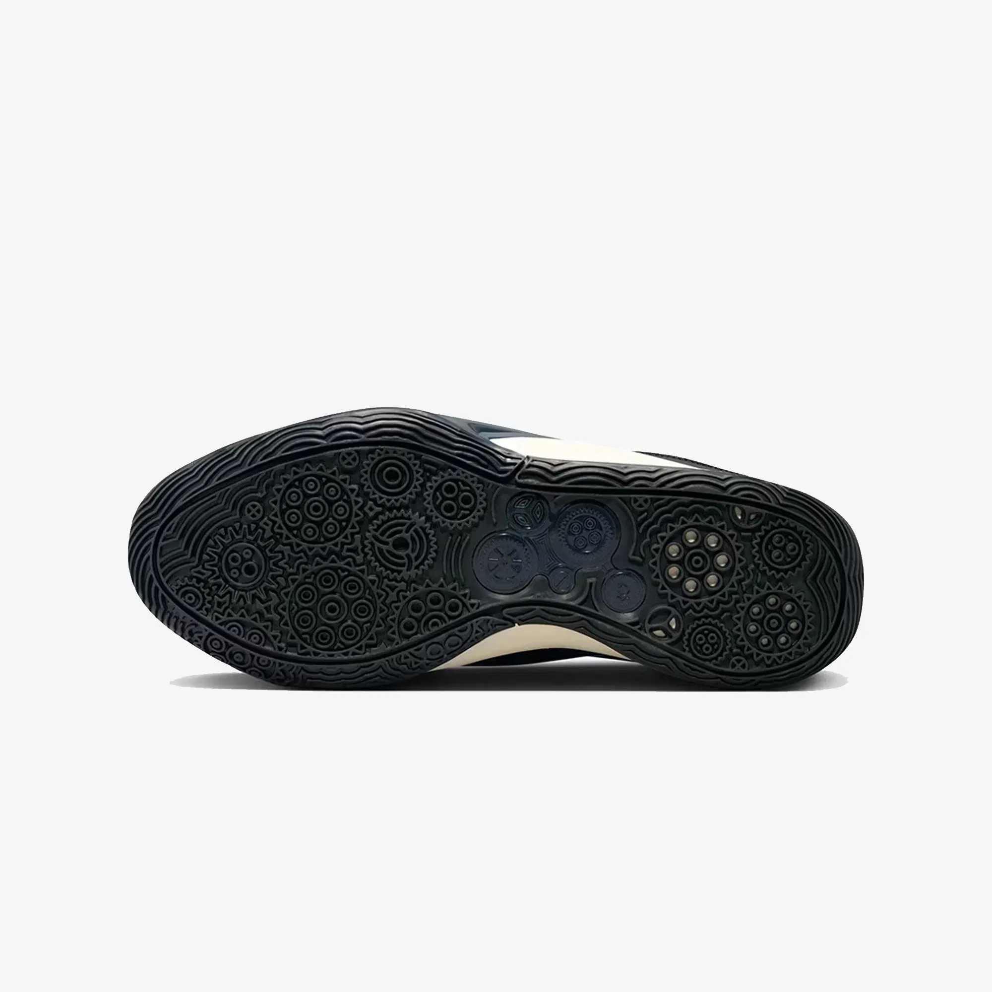 Nike KEVIN DURANT KD16 EP { BLACK/BLACK-DK SMOKE GREY-COCONUT MILK