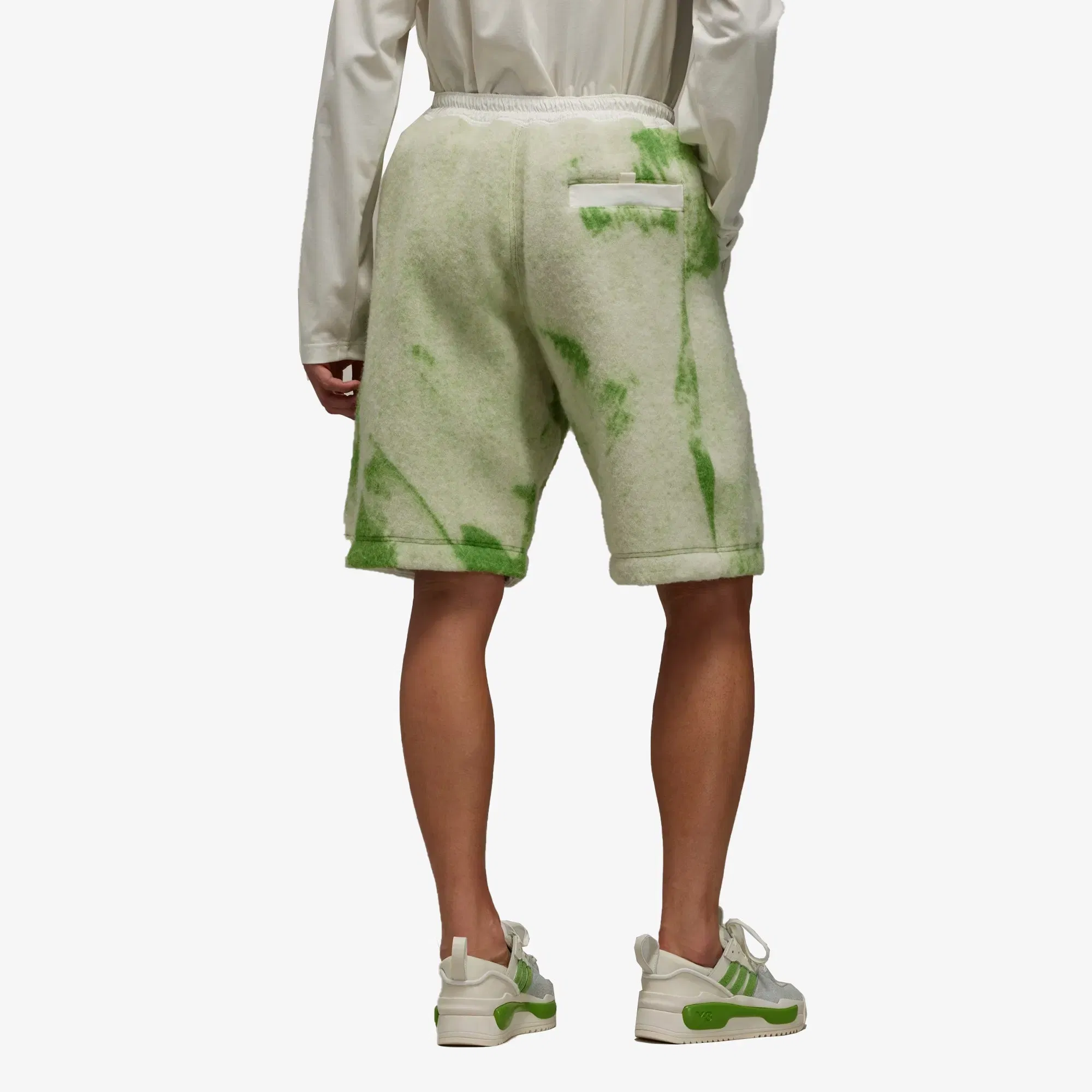Y-3 FUZZY FLEECE SHORTS { OFF WHITE/TEAM RAVE GREEN