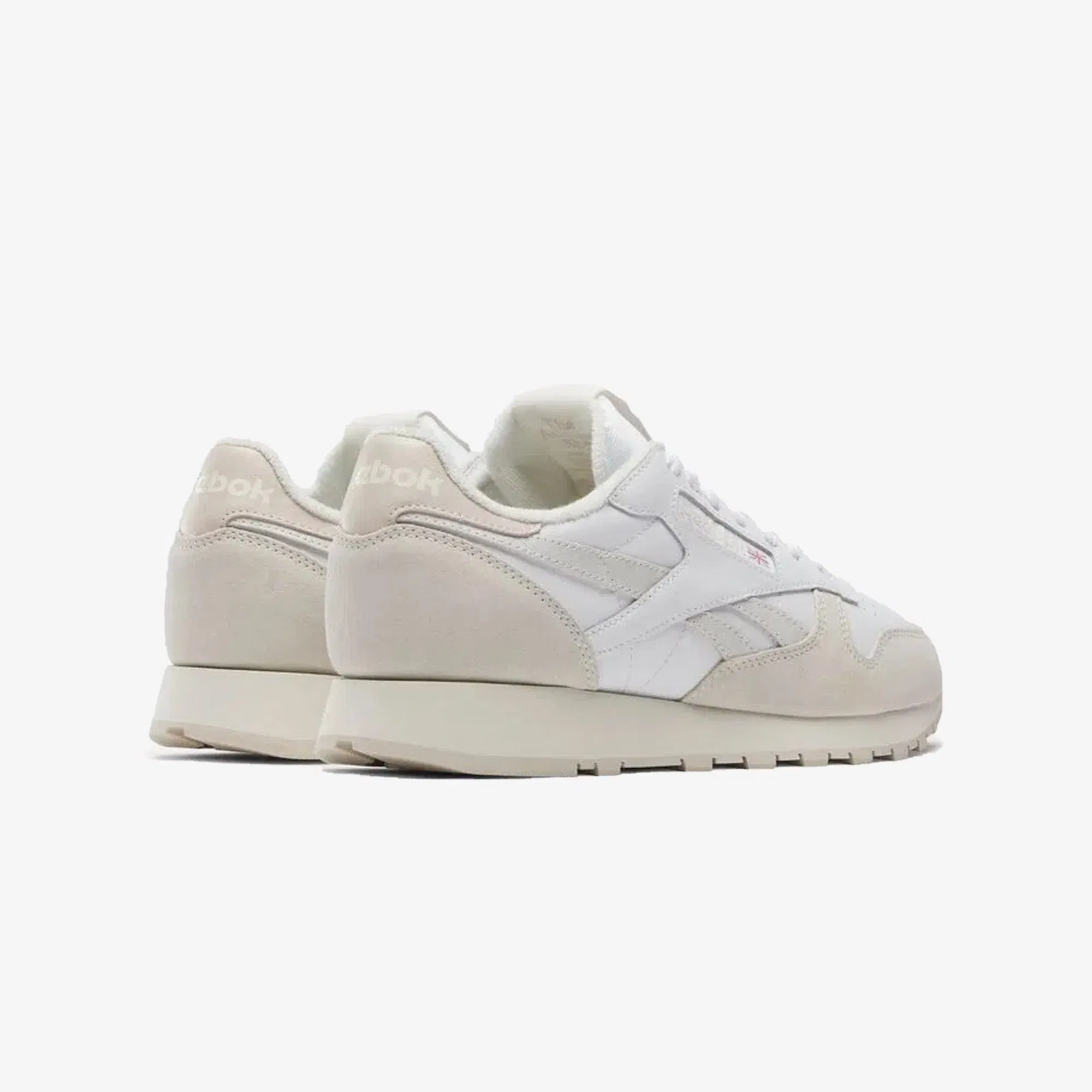 Reebok CLASSIC LEATHER { WHT/CHALK/STUCCO