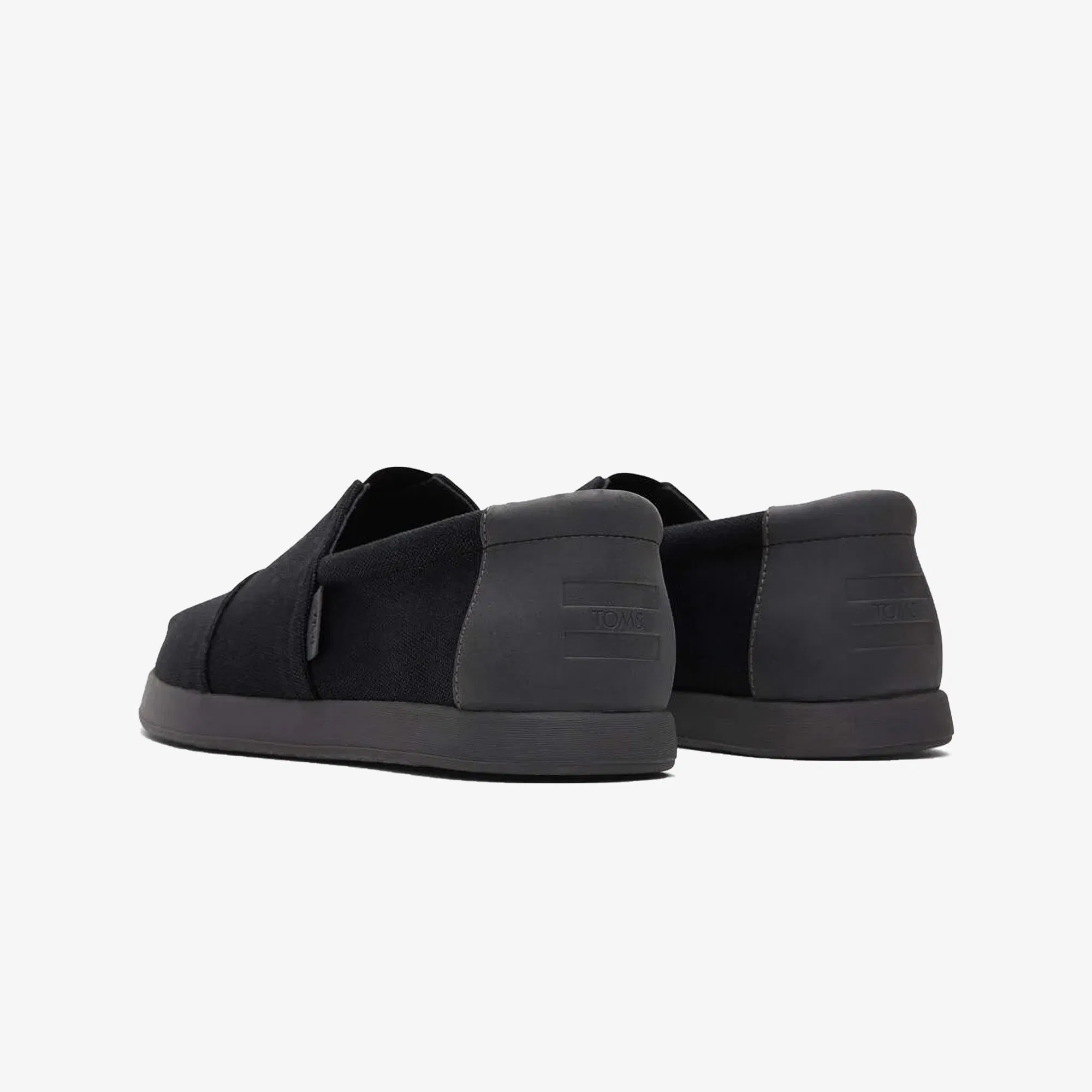 Toms ALP FWD BLACK CASUAL { BLACK