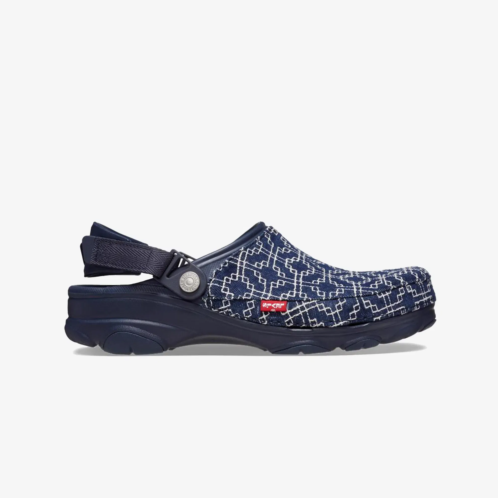 Crocs LEVIS X CROCS ALL TERRAIN CLOG { NAVY