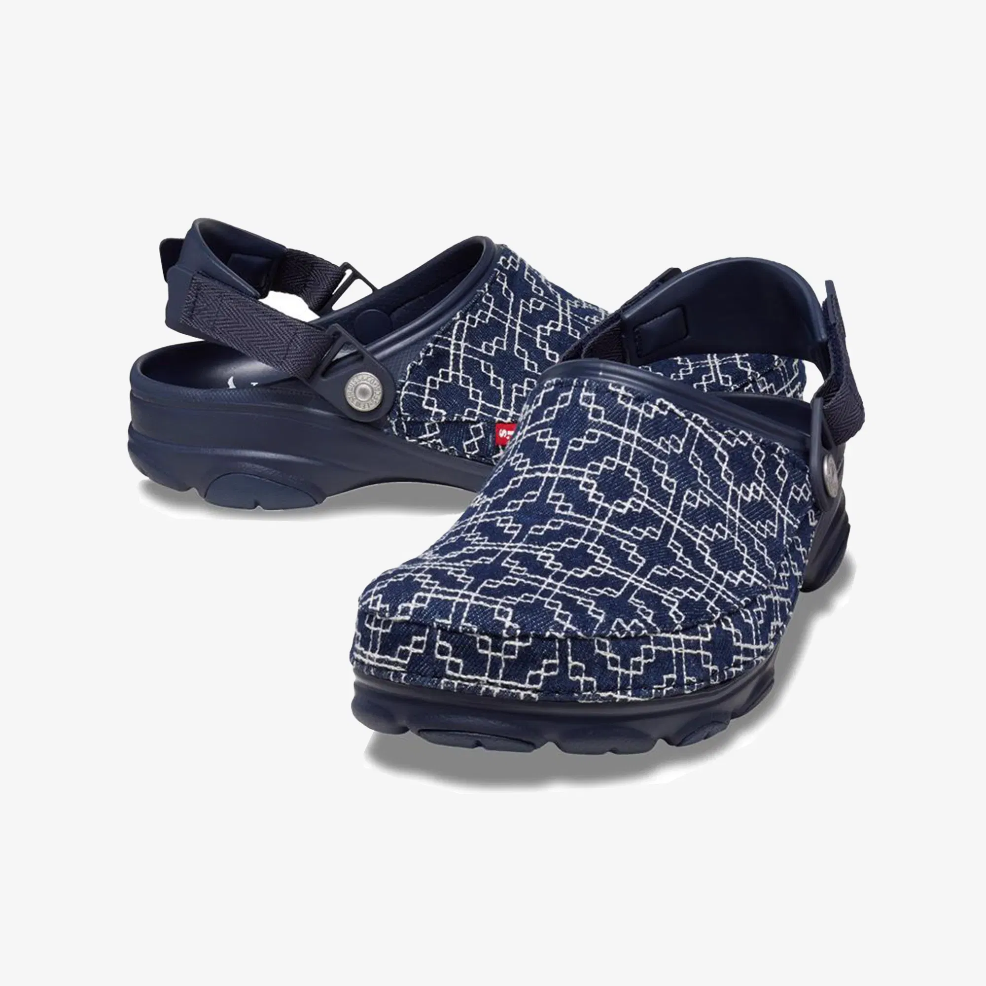 Crocs LEVIS X CROCS ALL TERRAIN CLOG { NAVY