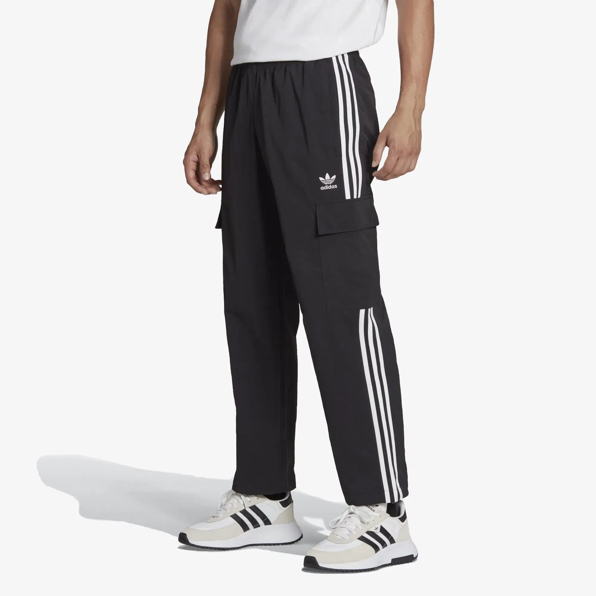 Adidas Originals ADICOLOR CLASSICS 3-STRIPES CARGO PANTS { BLACK