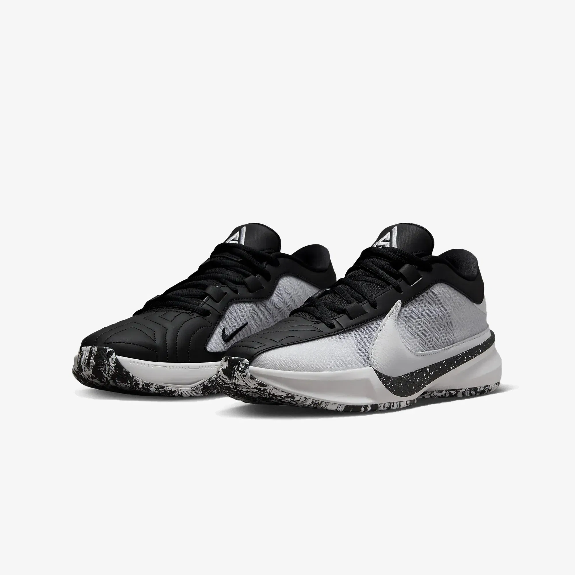 Nike FREAK 5 EP { WHITE/BLACK-WHITE