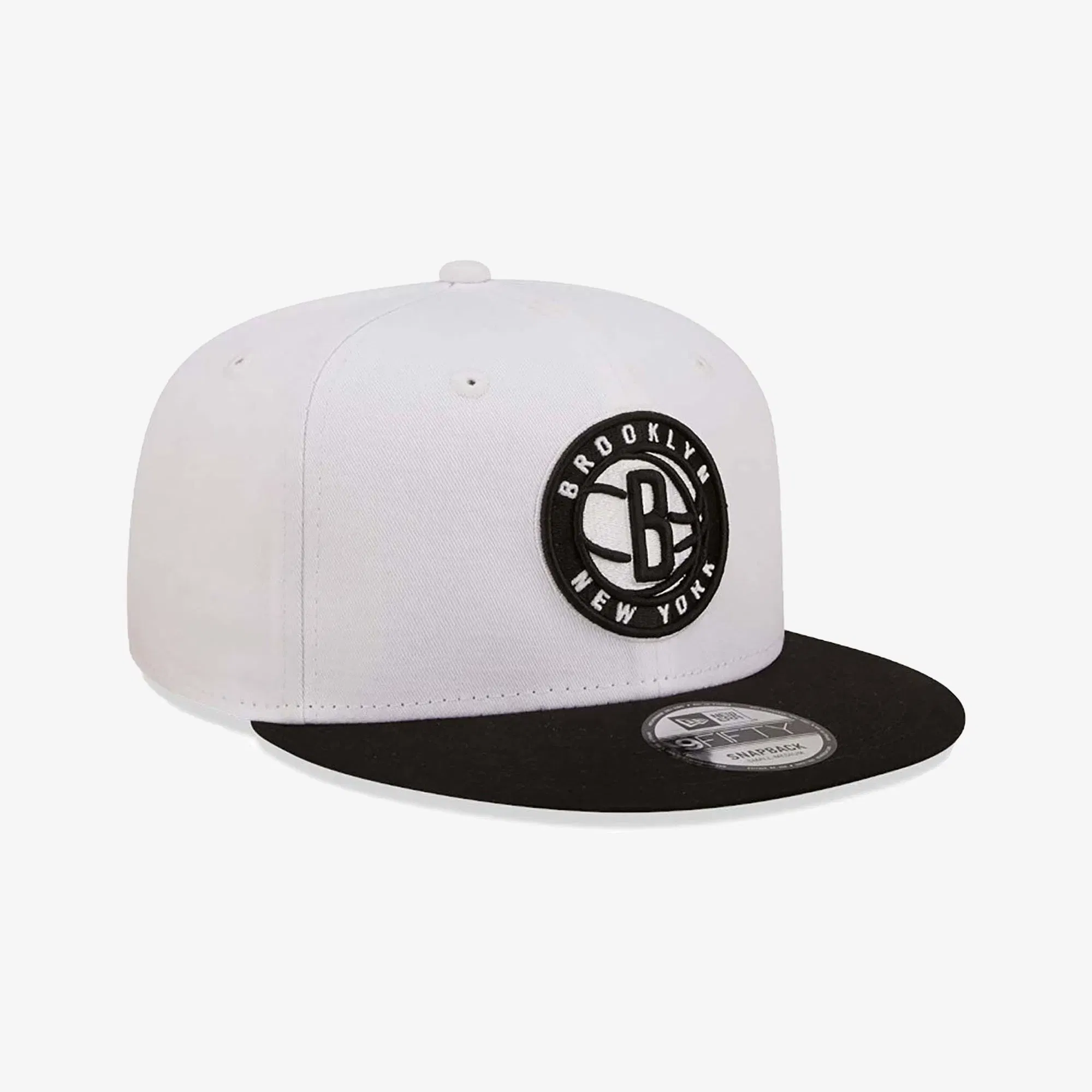 New Era BROOKLYN NETS { WHITE/CROWN