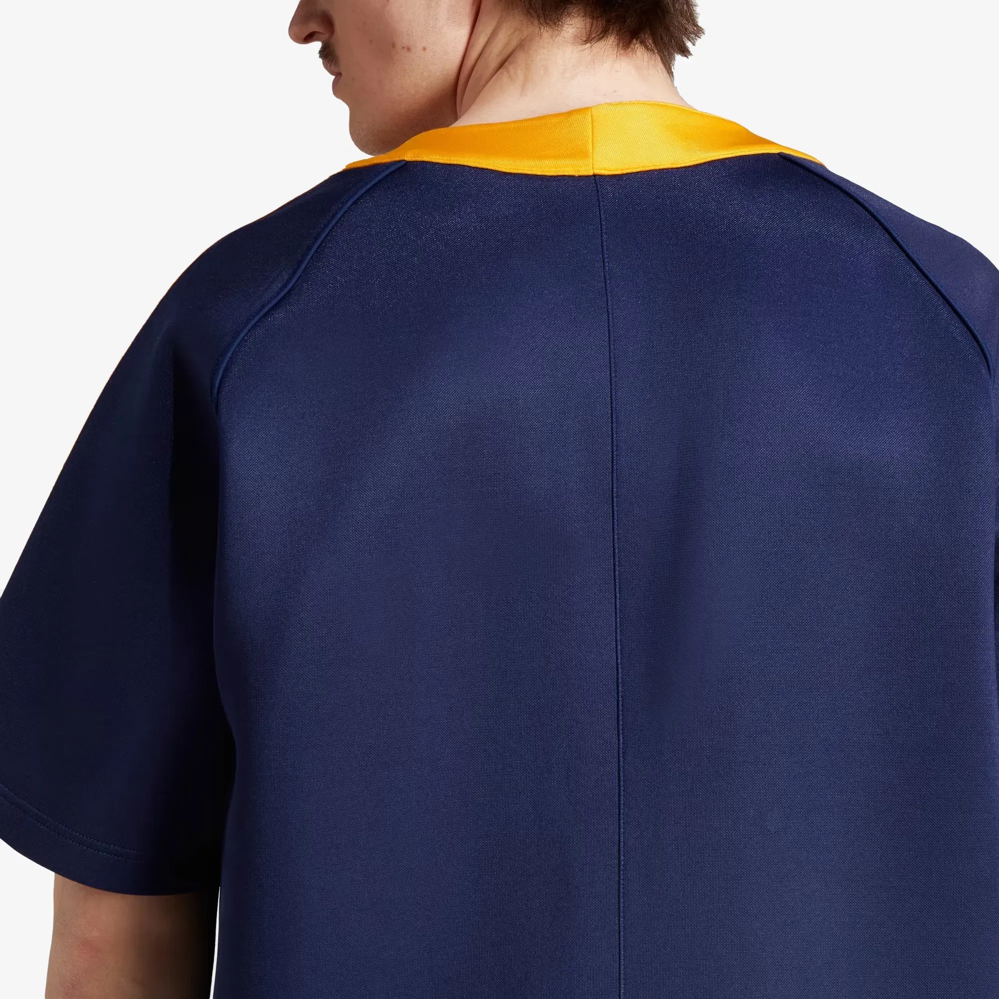 Adidas Originals ADICOLOR CLASSICS+ SHORT SLEEVE SHIRT (GENDER NEUTRAL)