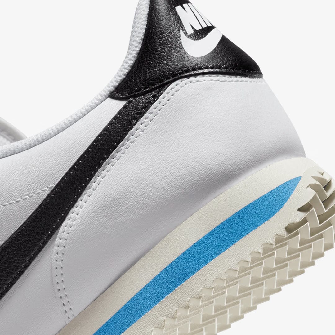 Nike CORTEZ { WHITE/BLACK-LT PHOTO BLUE-SAIL