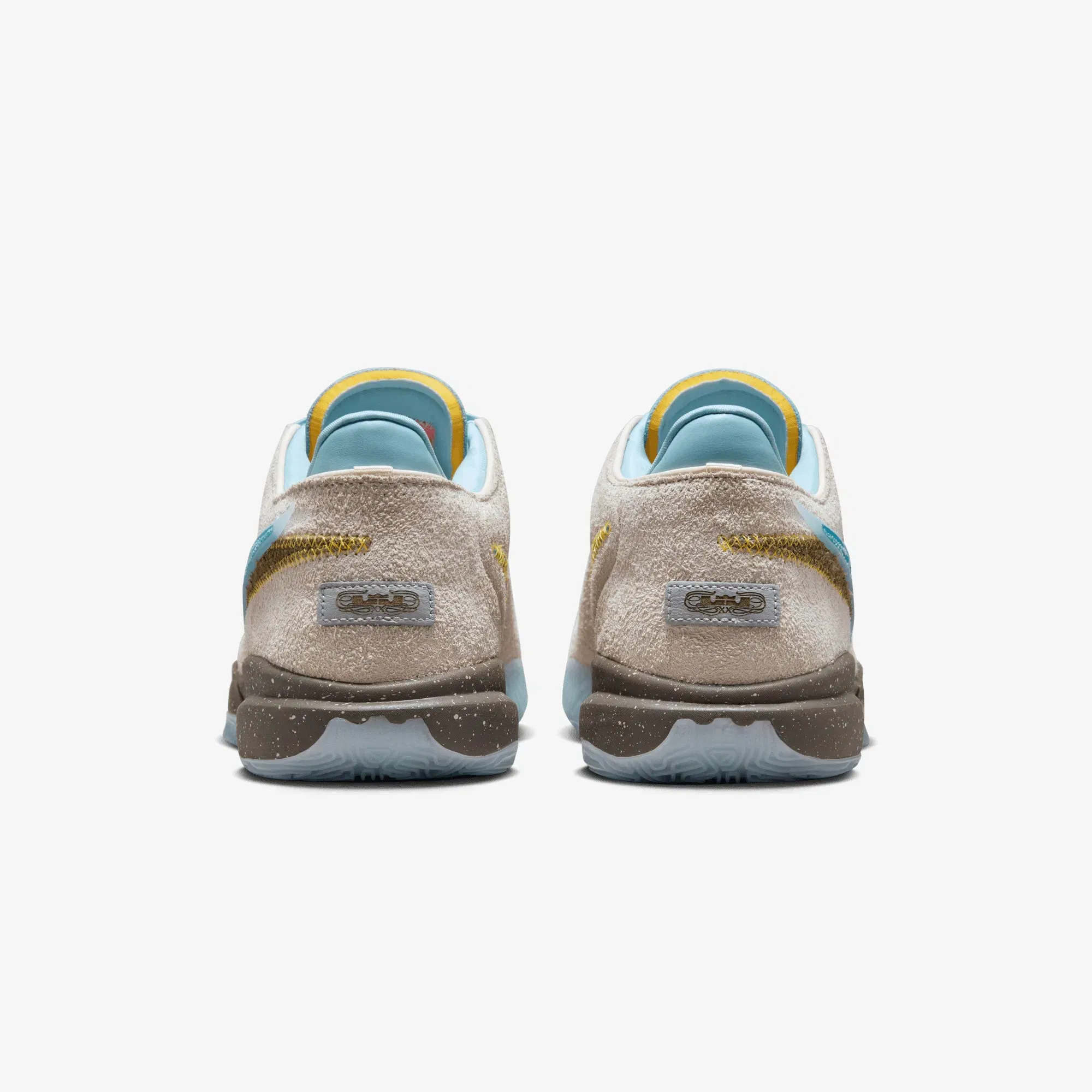 Nike LEBRON XX EP { GUAVA ICE/BLUE LIGHTNING-EMERALD RISE