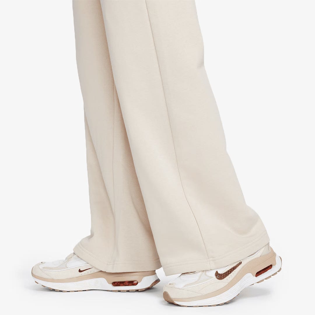 Nike MID RISE WIDE LEG SWEATPANTS { SANDDRIFT/WHITE