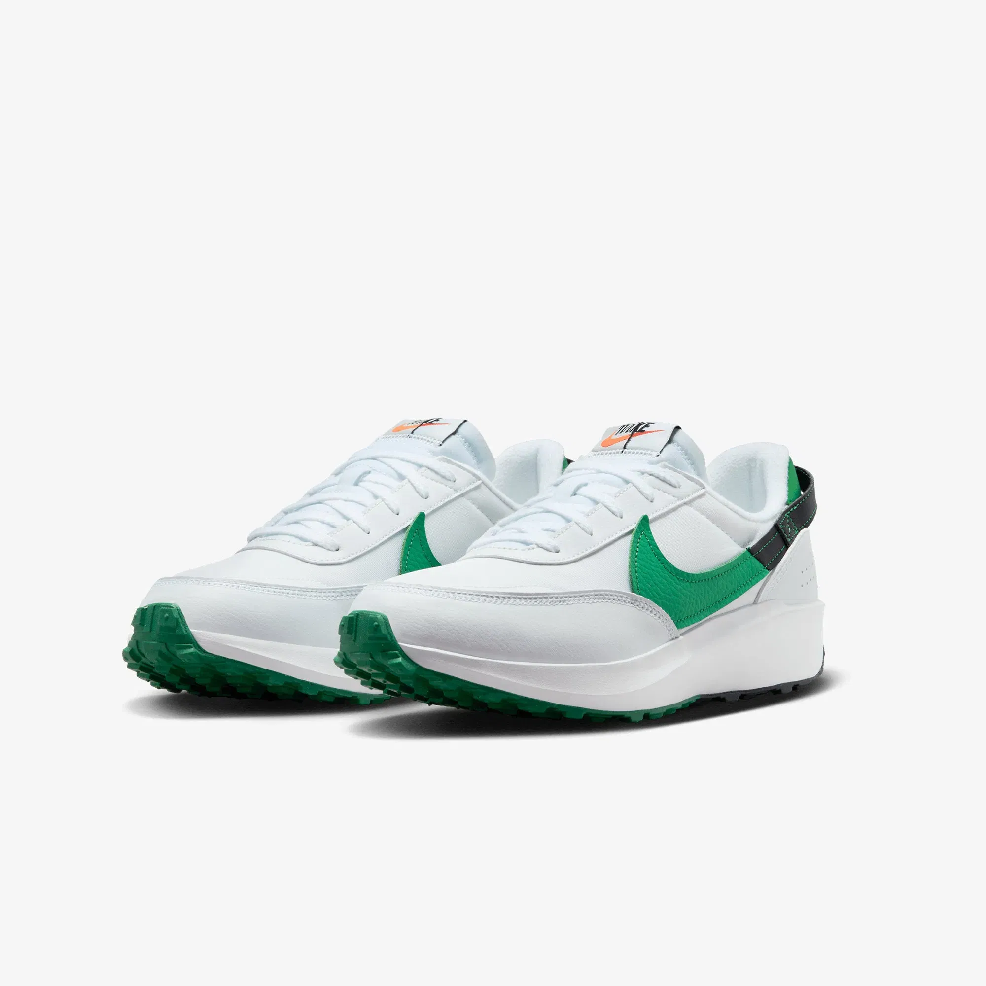 Nike WAFFLE DEBUT { WHITE/STADIUM GREEN-BLACK-WHITE
