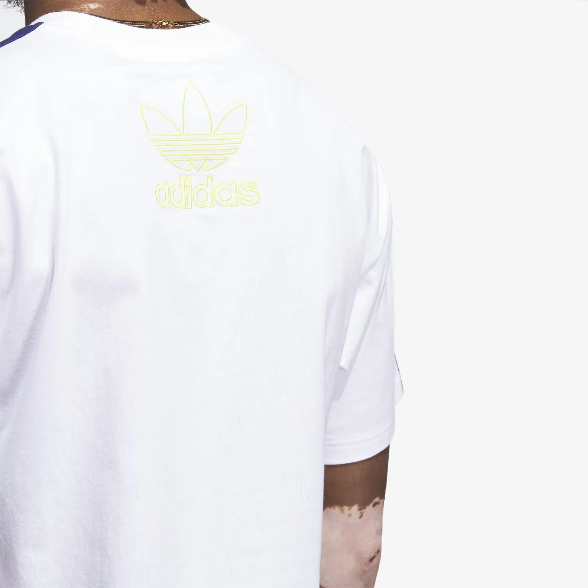 Adidas Originals BEACH SPORTS ART T-Shirt { WHITE/BLUE