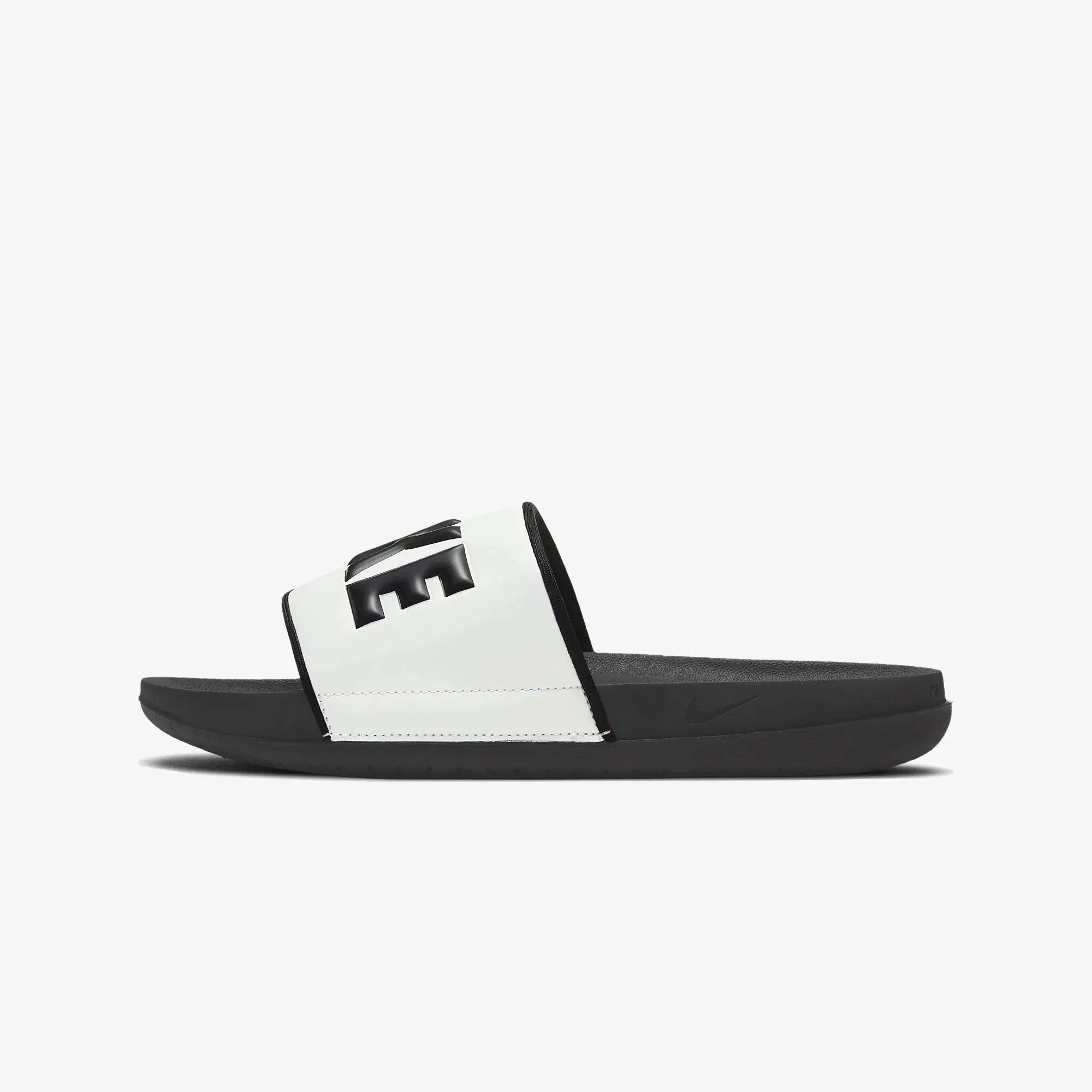 Nike OFFCOURT { BLACK/WHITE