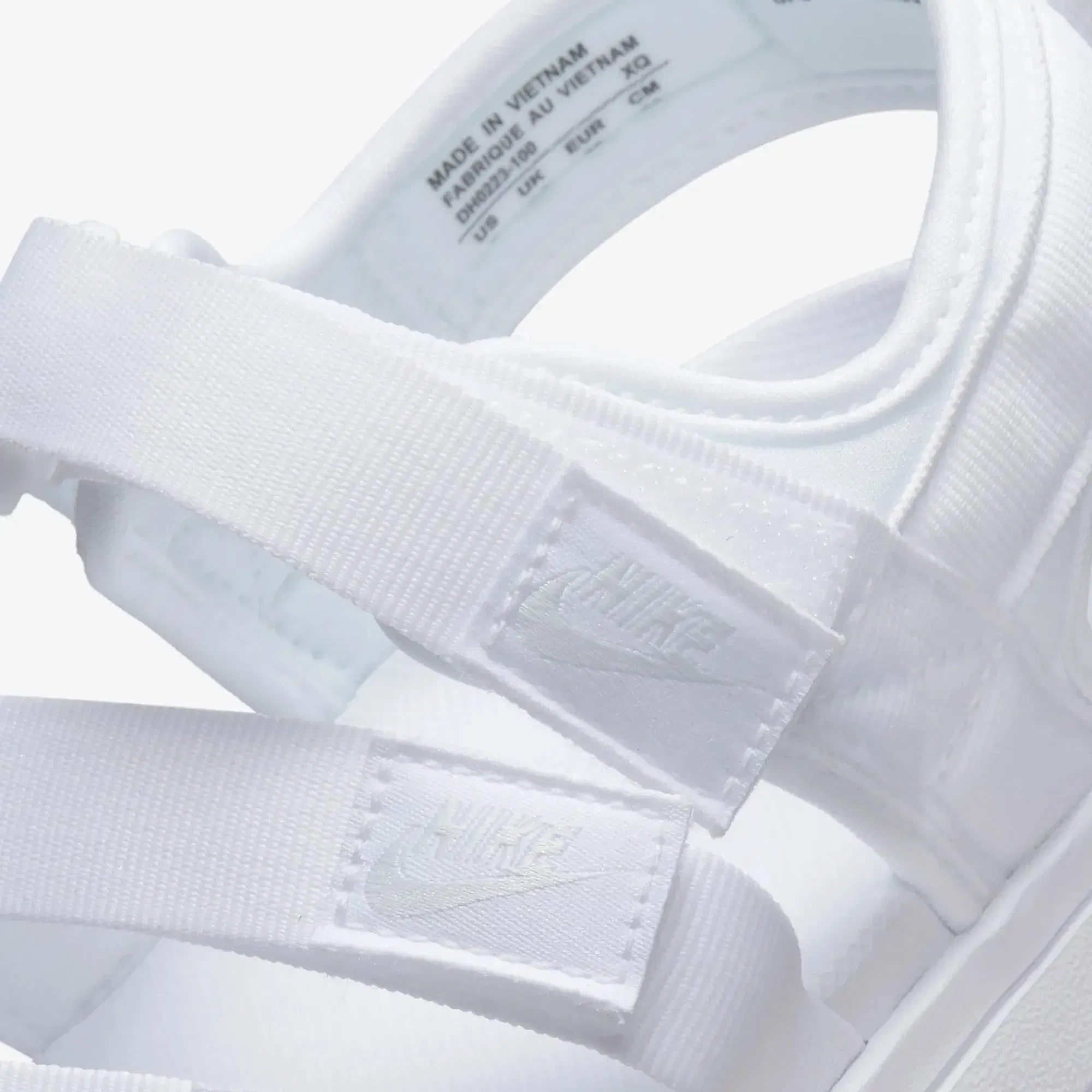 Nike ICON CLASSIC { WHITE