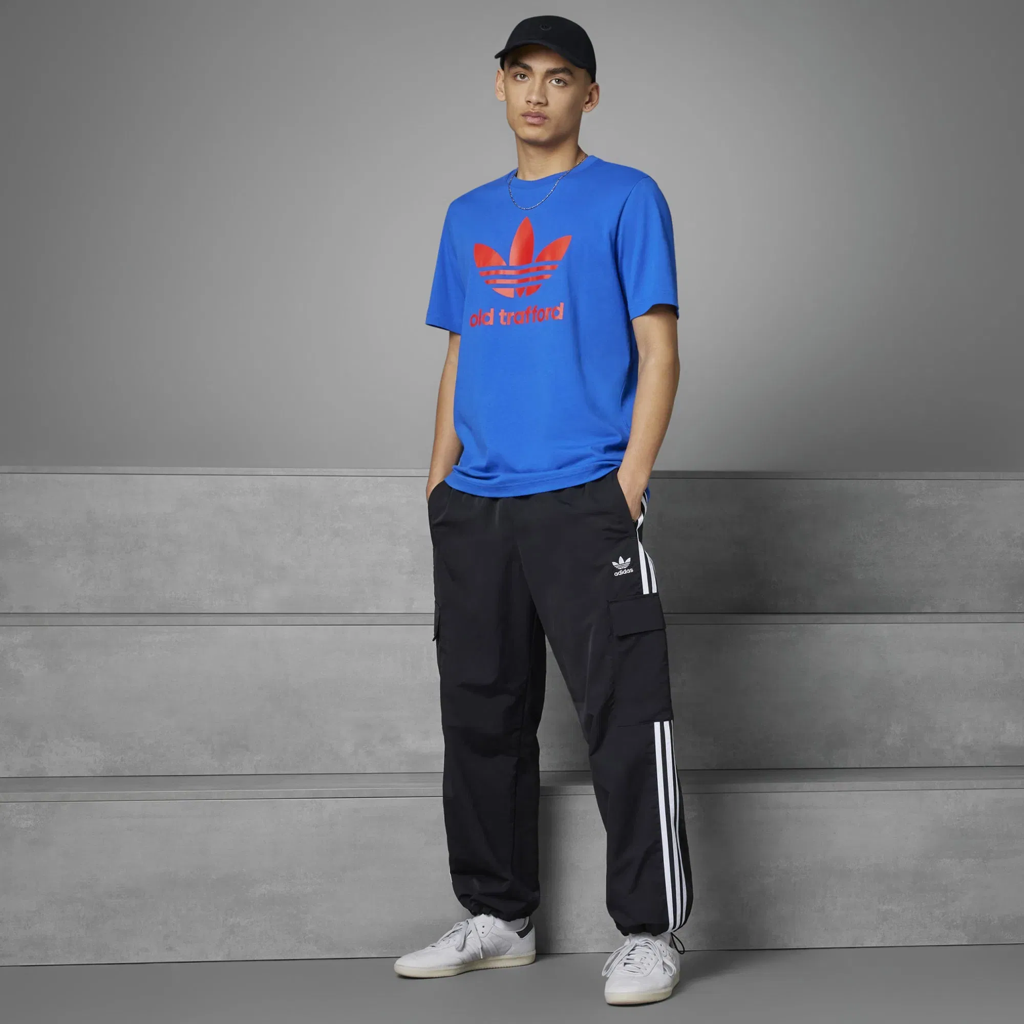 Adidas Originals MANCHESTER UNITED OG TREFOIL T-Shirt { BLUE