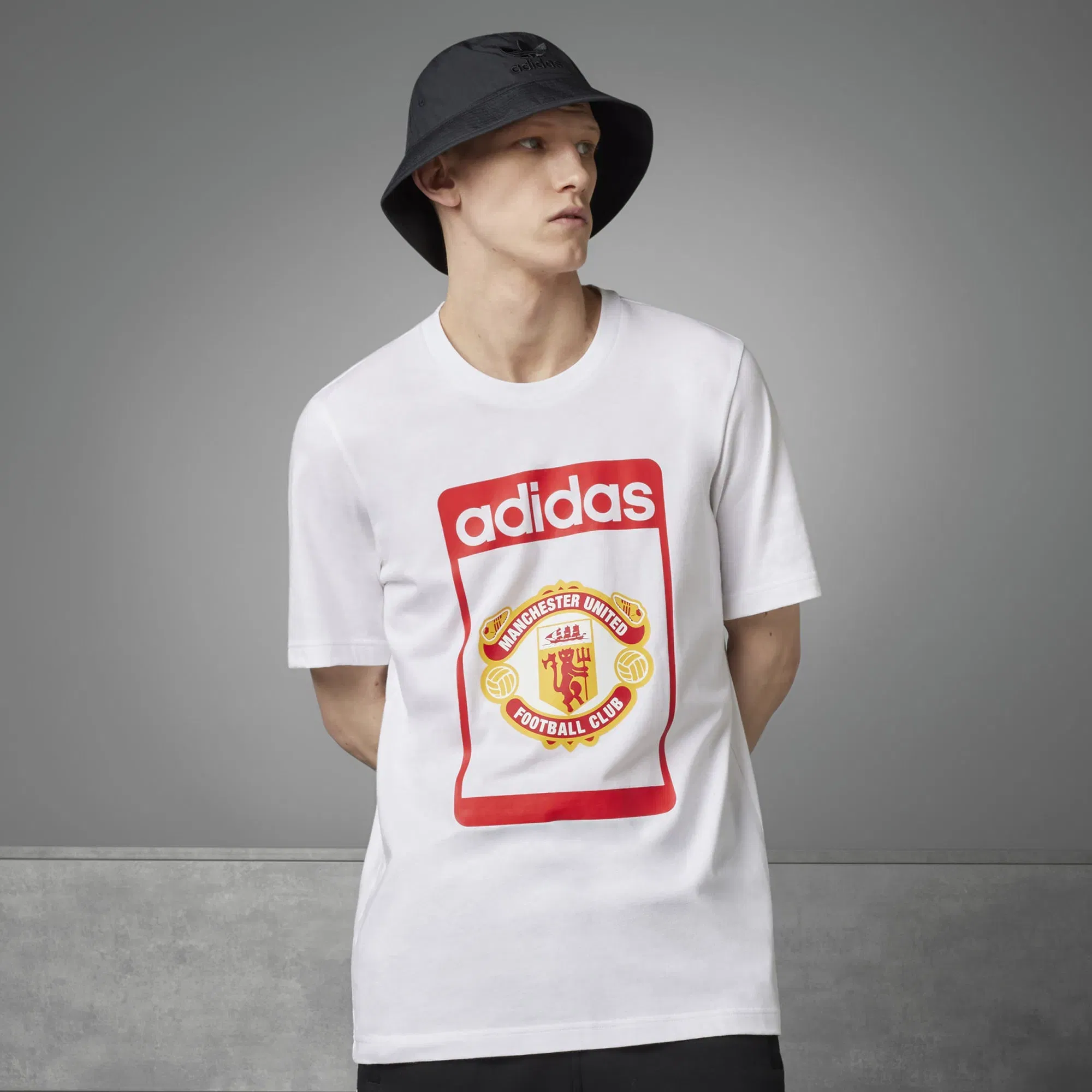 Adidas Originals MANCHESTER UNITED OG GRAPHIC T-Shirt { WHITE/RED