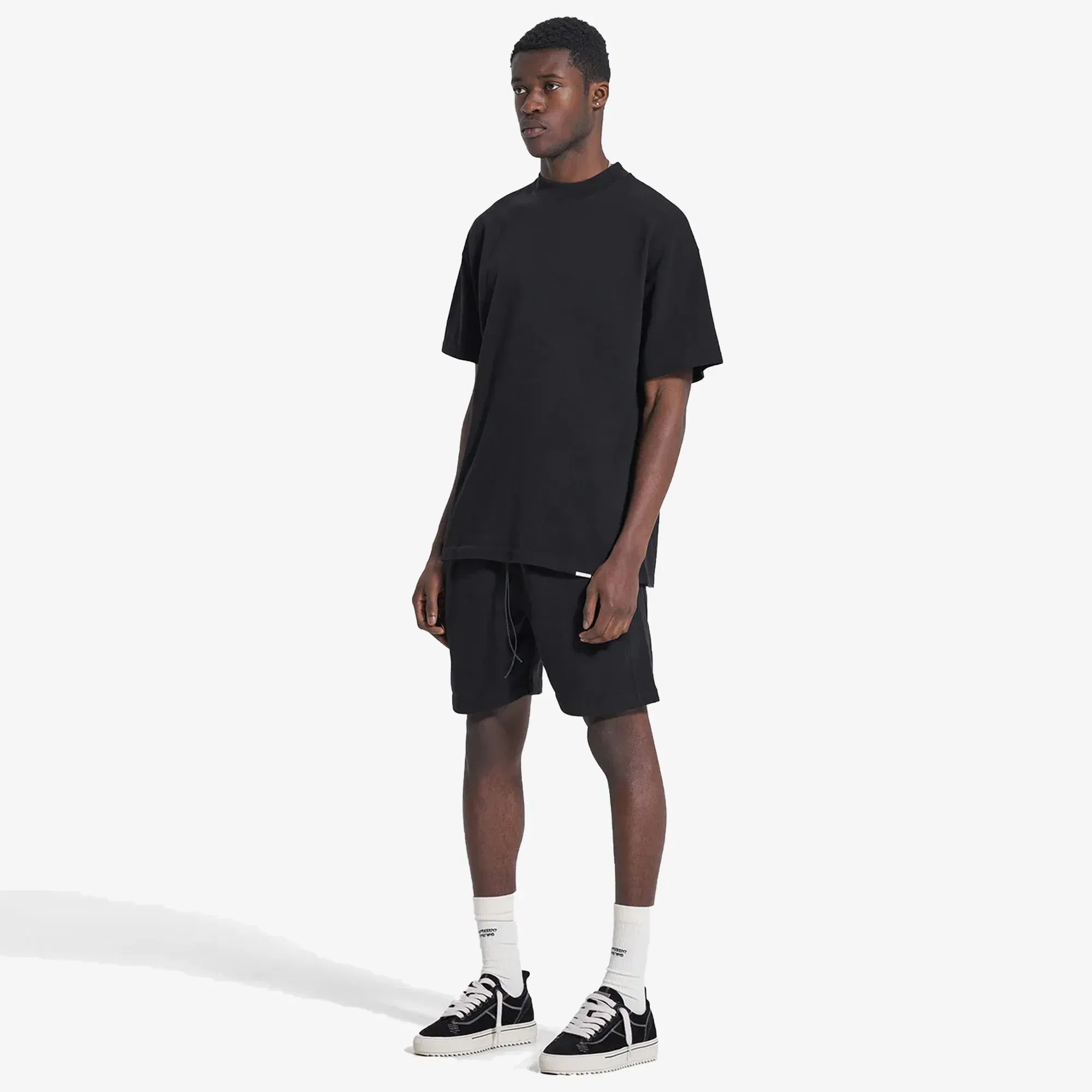 Represent BLANK SHORTS { JET BLACK