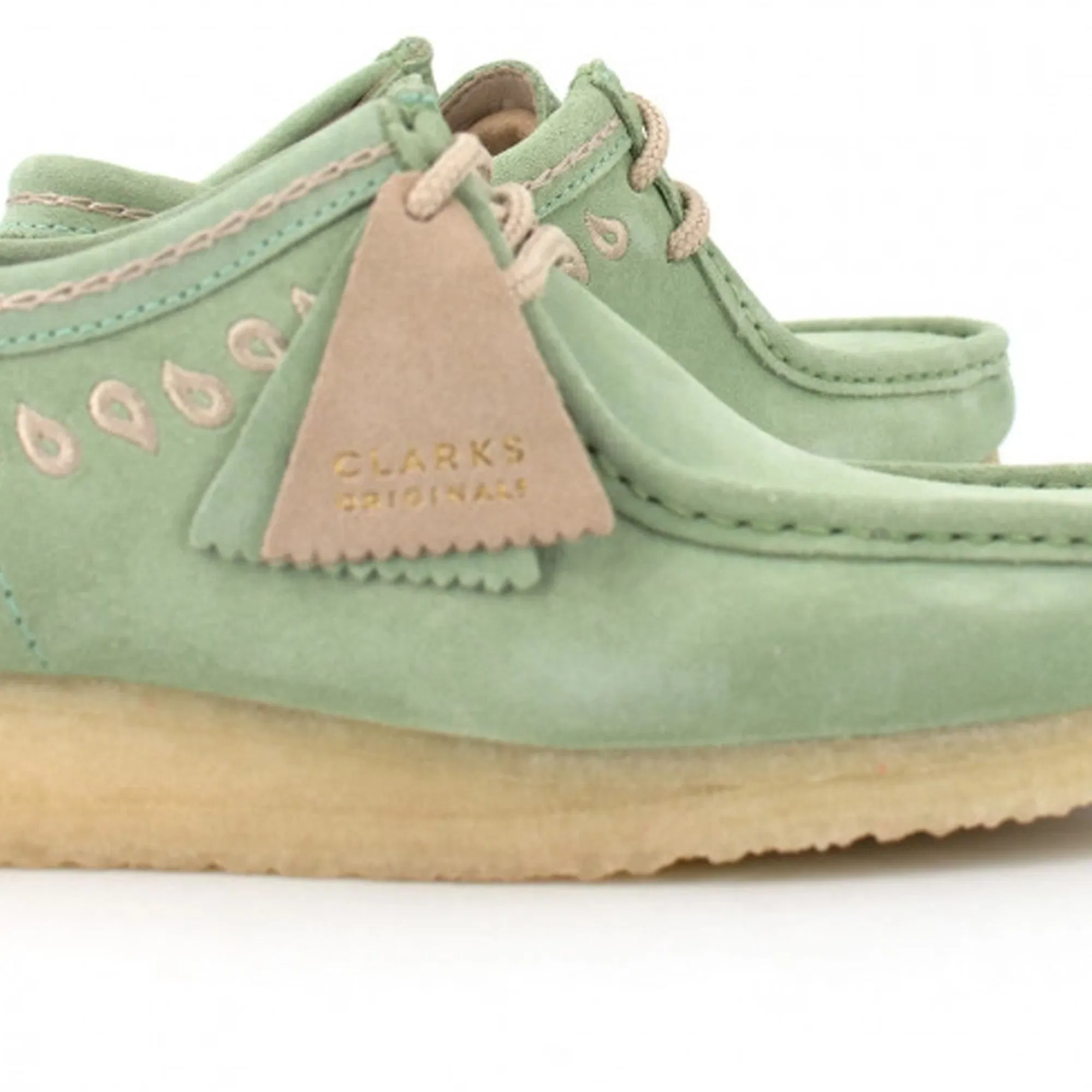Clarks Originals WALLABEE { GREEN