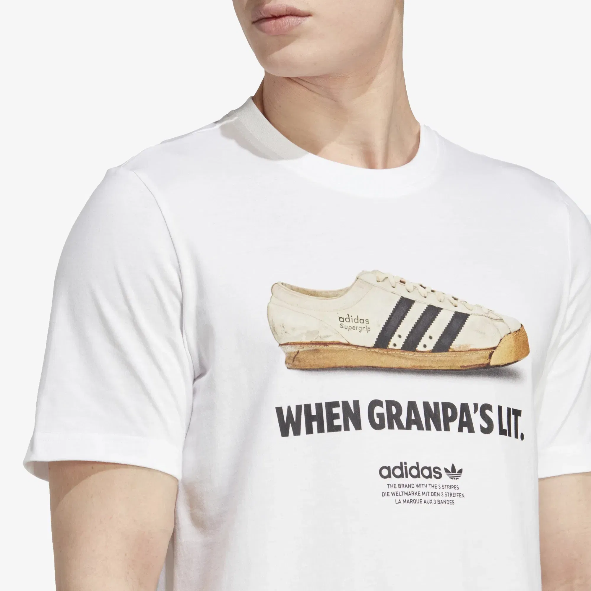 Adidas Originals GRAPHICS NEW AGE T-SHIRT