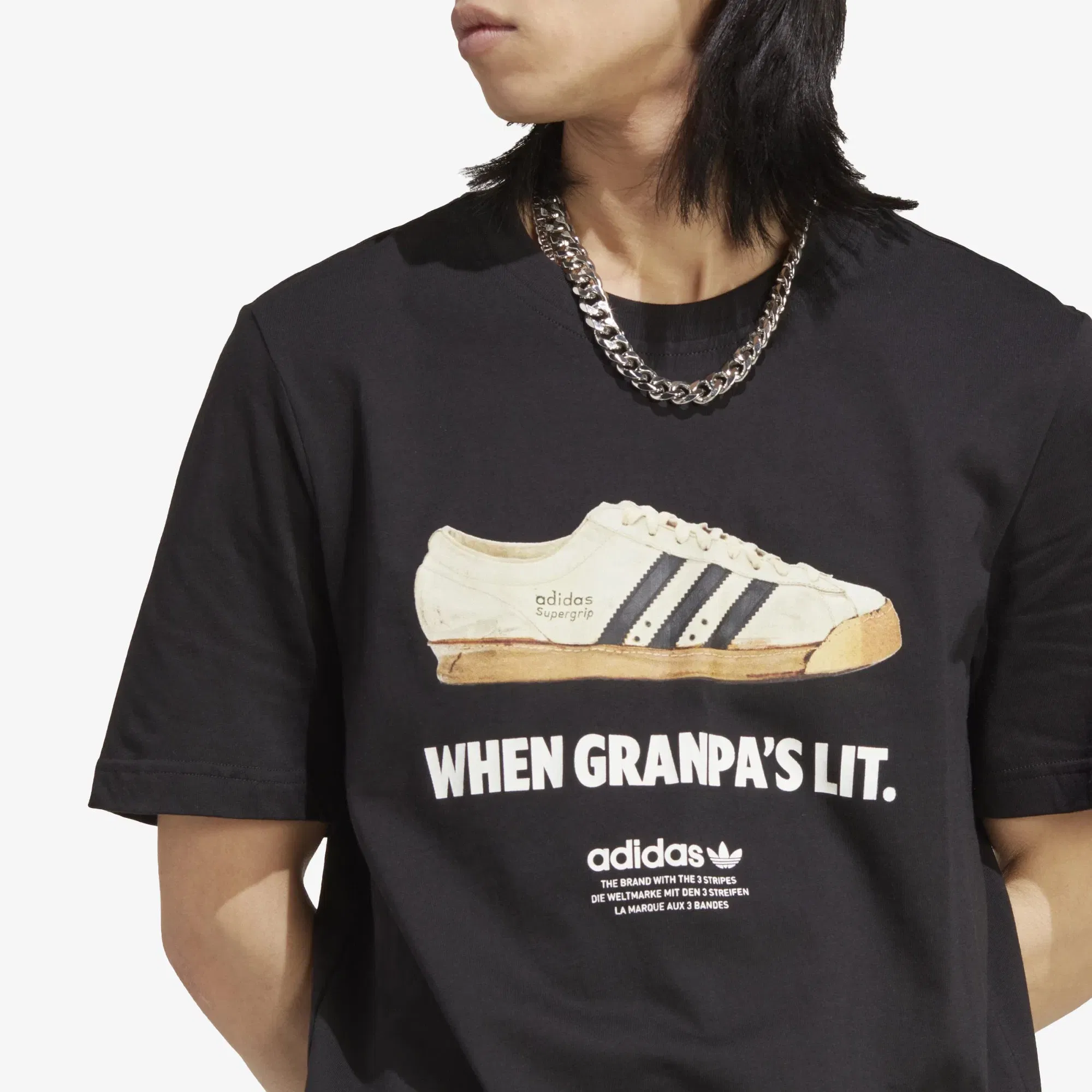 Adidas Originals GRAPHICS NEW AGE T-Shirt { BLACK
