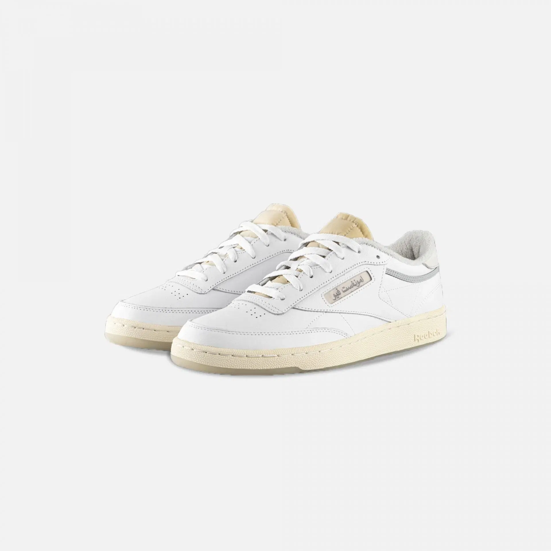 Reebok amongst few CLUB C { MAGIC CARPET