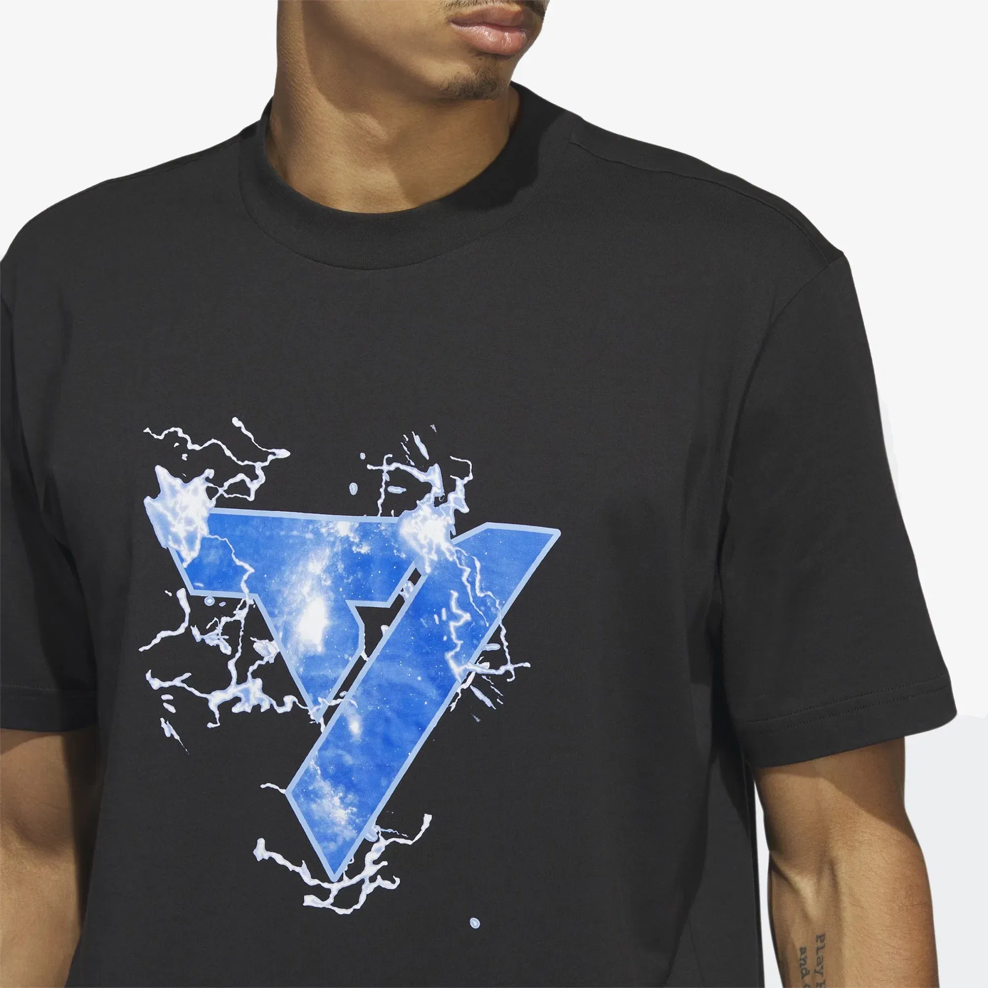 Adidas Originals TRAE HC GRAPHIC T-Shirt { BLACK
