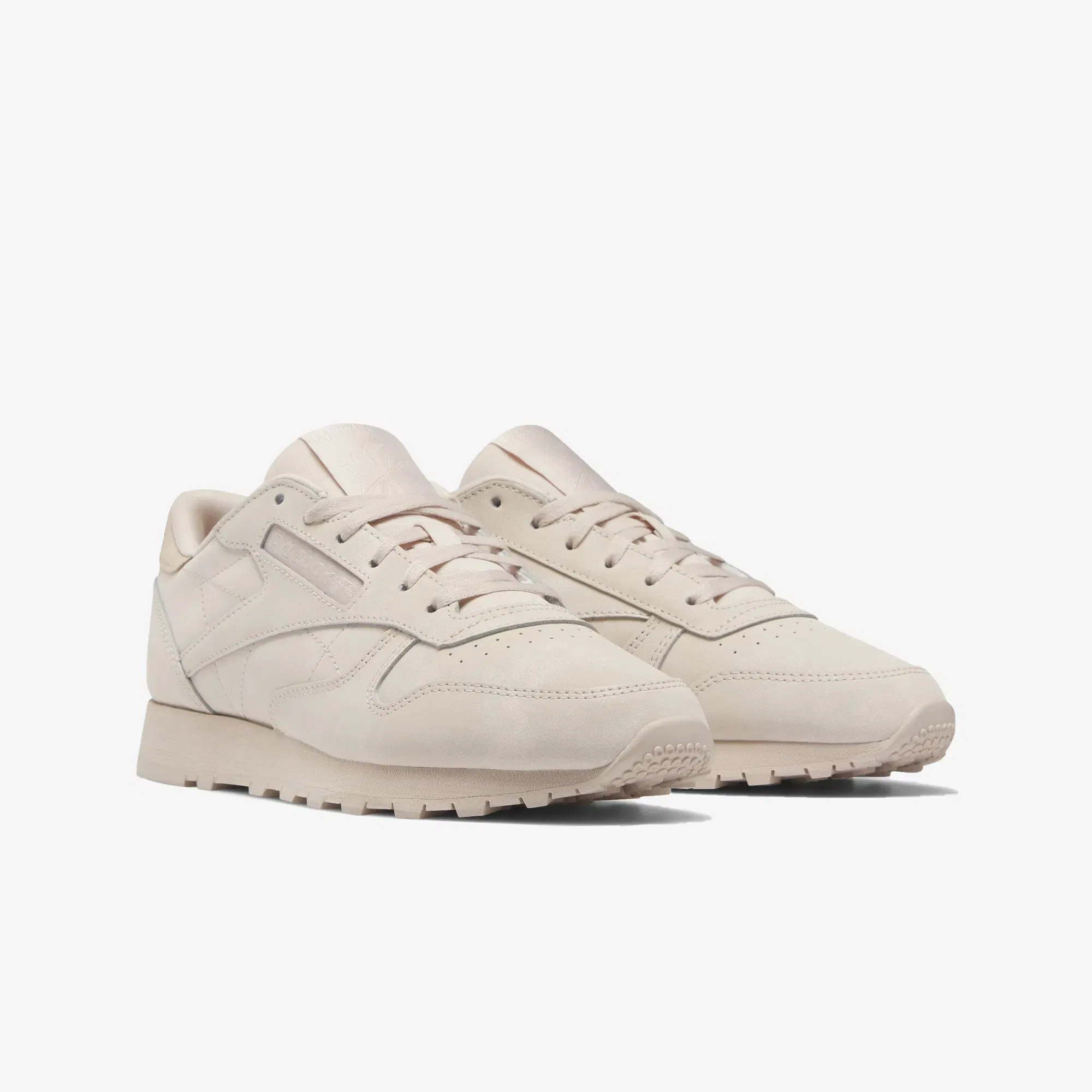 Reebok CLASSIC LEATHER { SOFT ECRU