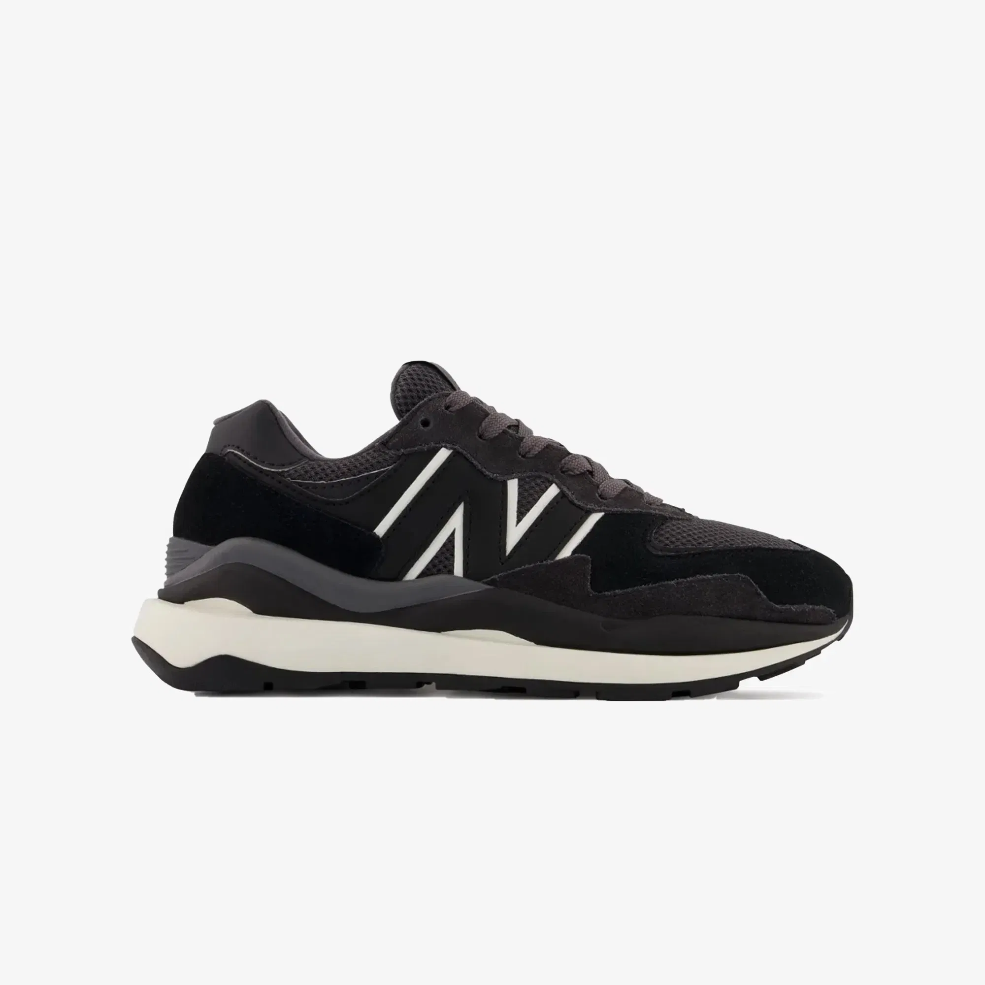 New Balance 5740 { GREY/WHITE/BLACK