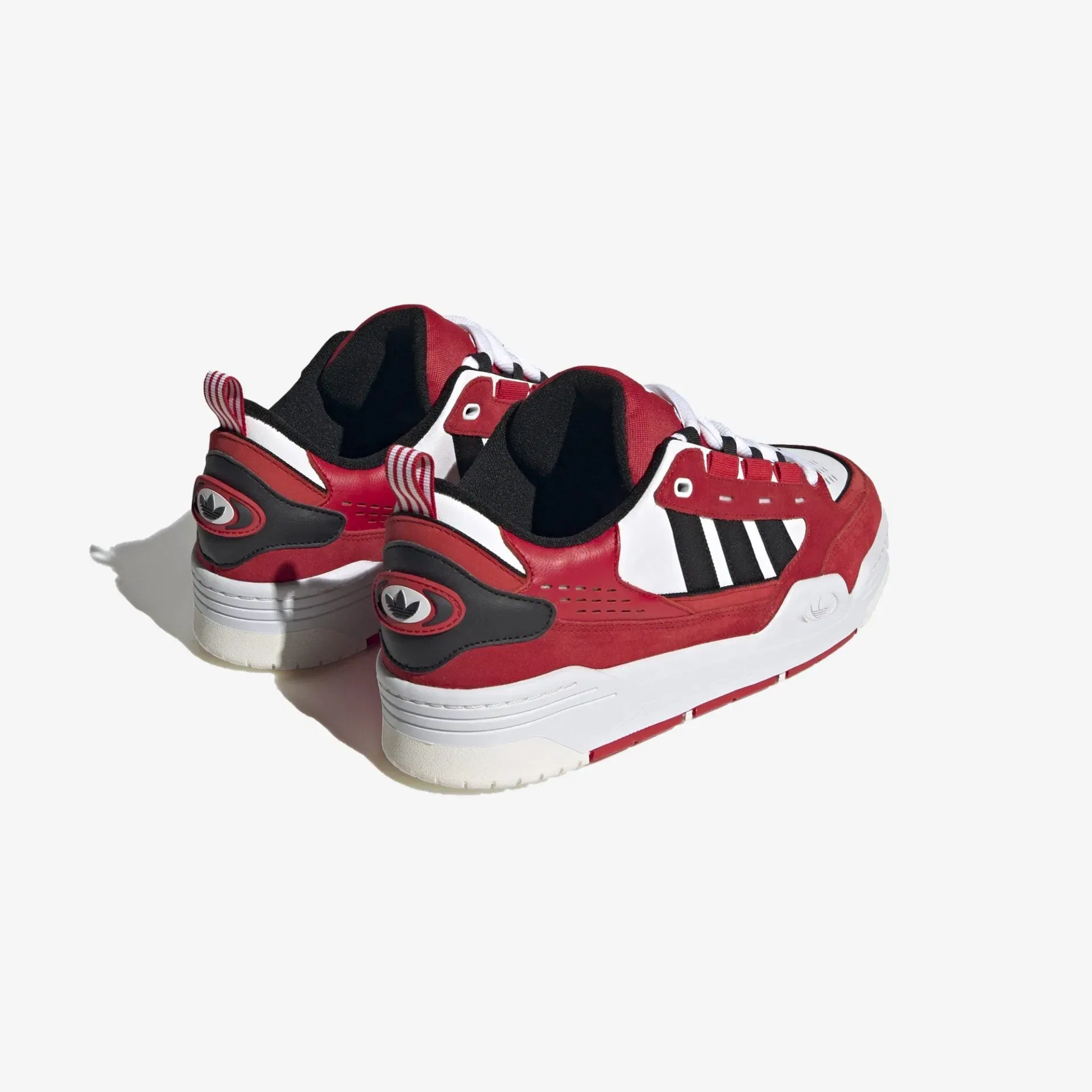 Adidas Originals ADI2000 { CBLACK/RED