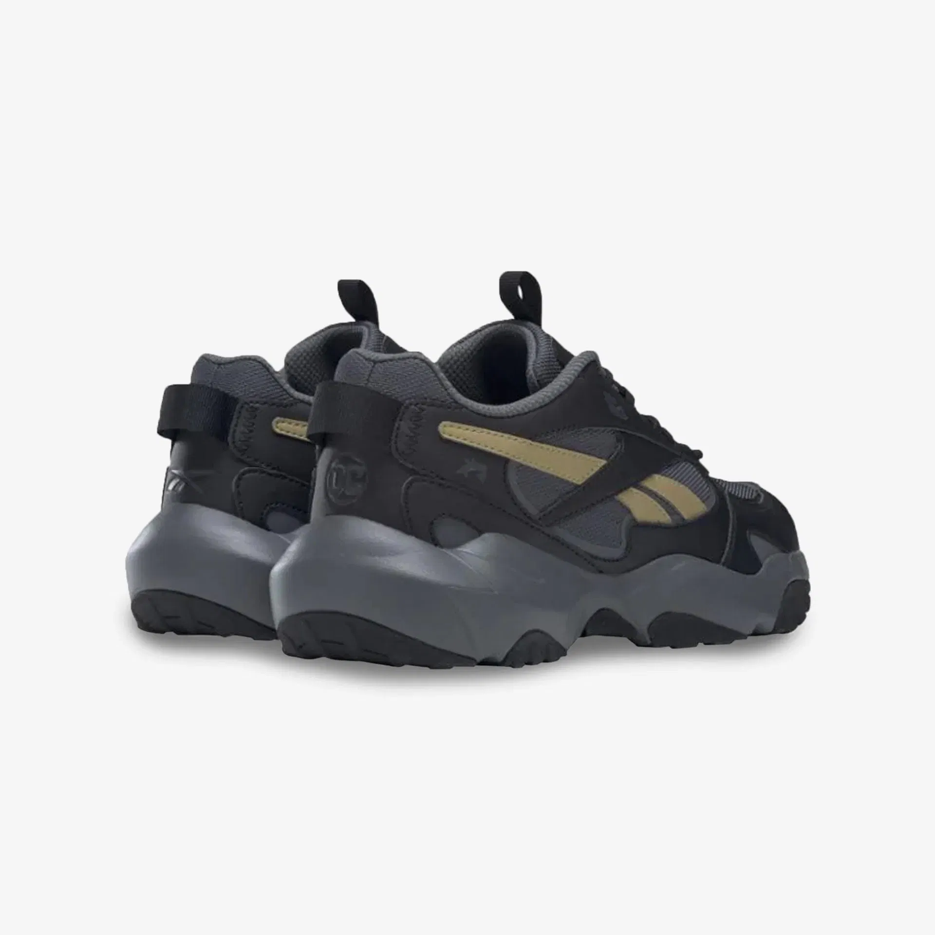 Reebok FLUFFIPUFF { CBLACK