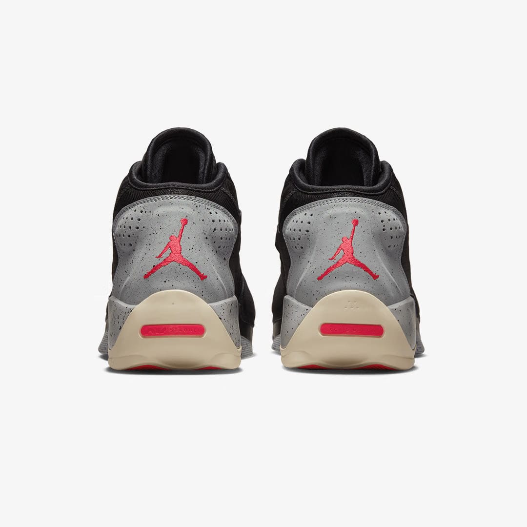 Nike ZION 2 PF { BLACK/SIREN RED