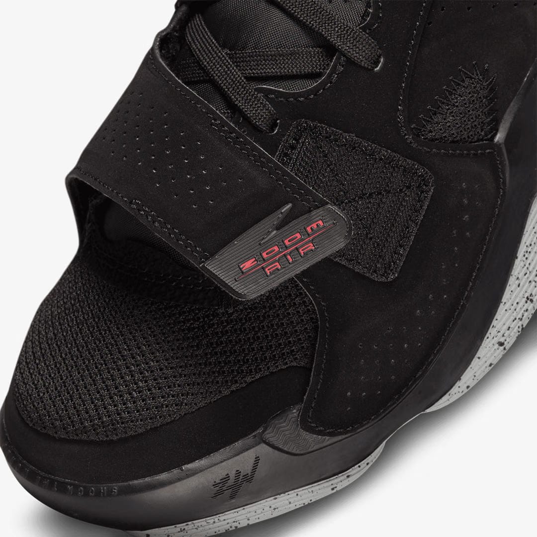 Nike ZION 2 PF { BLACK/SIREN RED