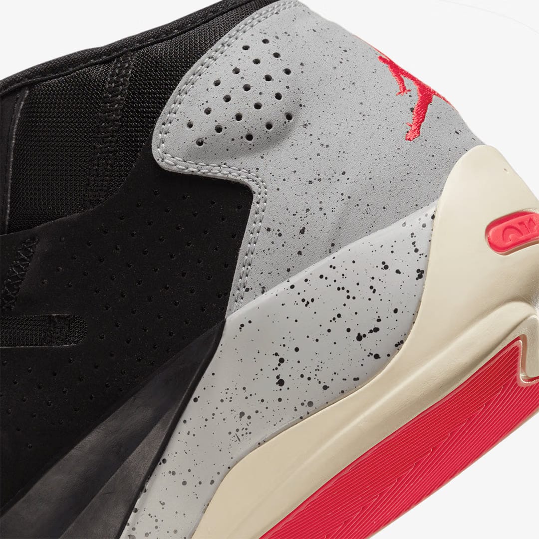 Nike ZION 2 PF { BLACK/SIREN RED