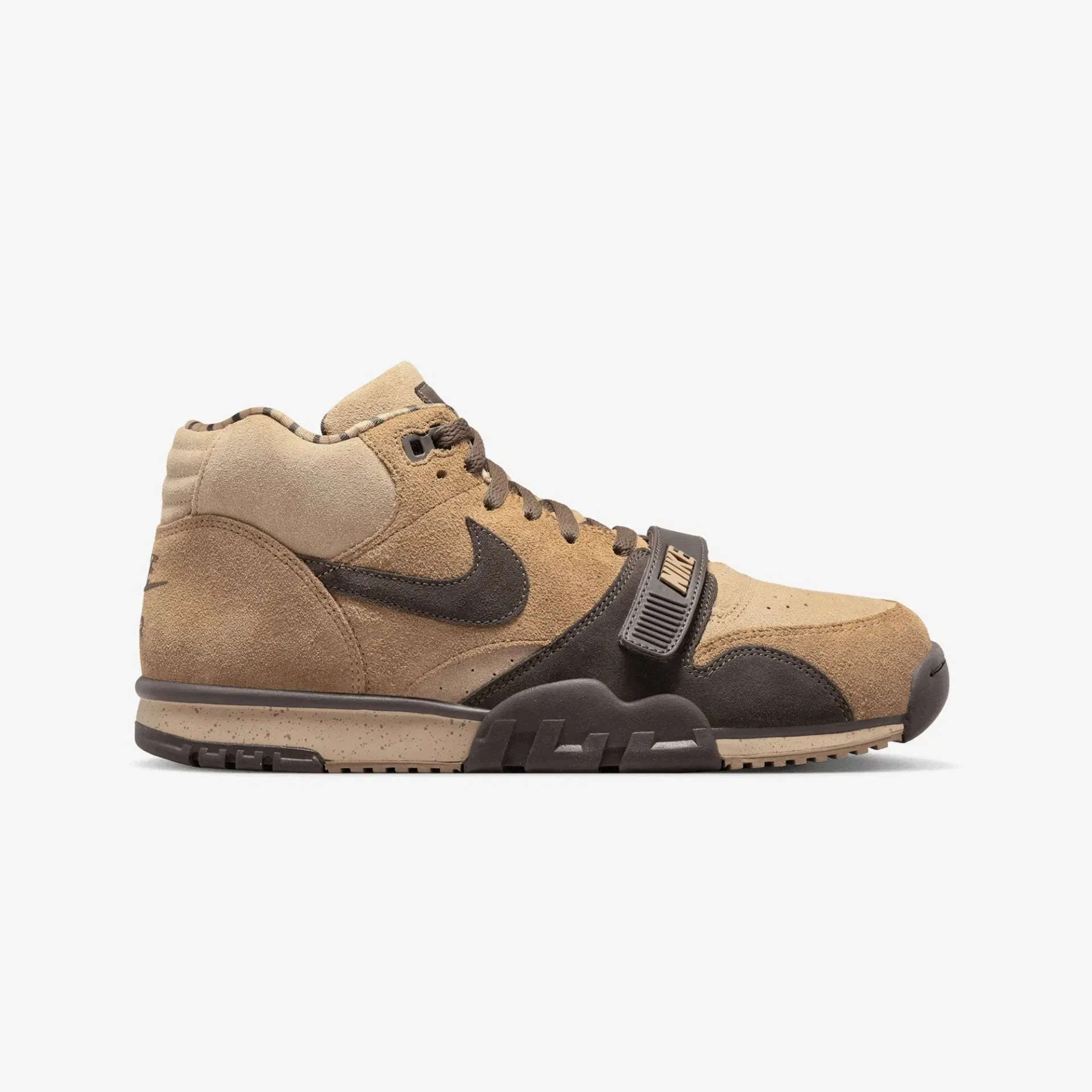 Nike AIR TRAINER 1 { BROWN