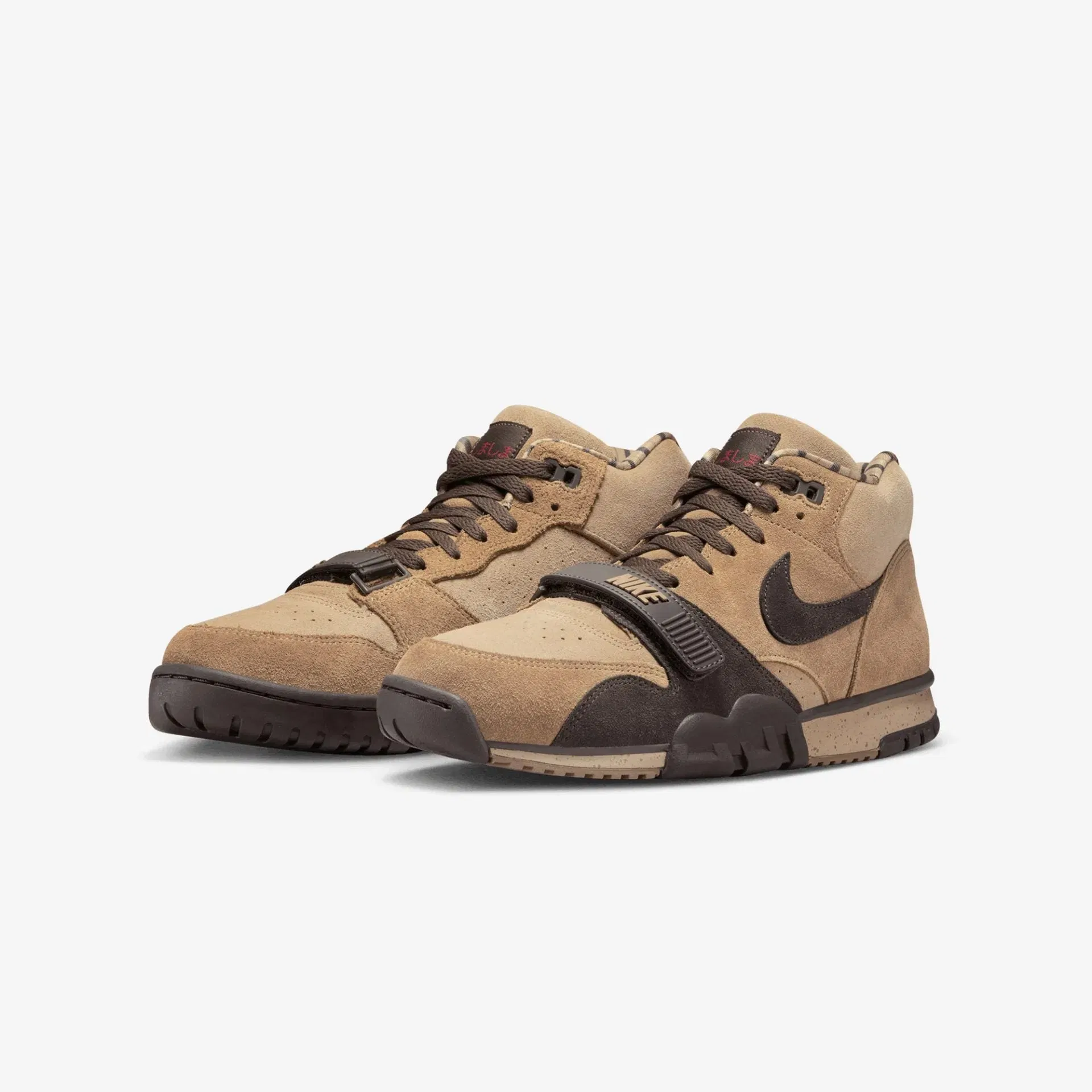Nike AIR TRAINER 1 { BROWN