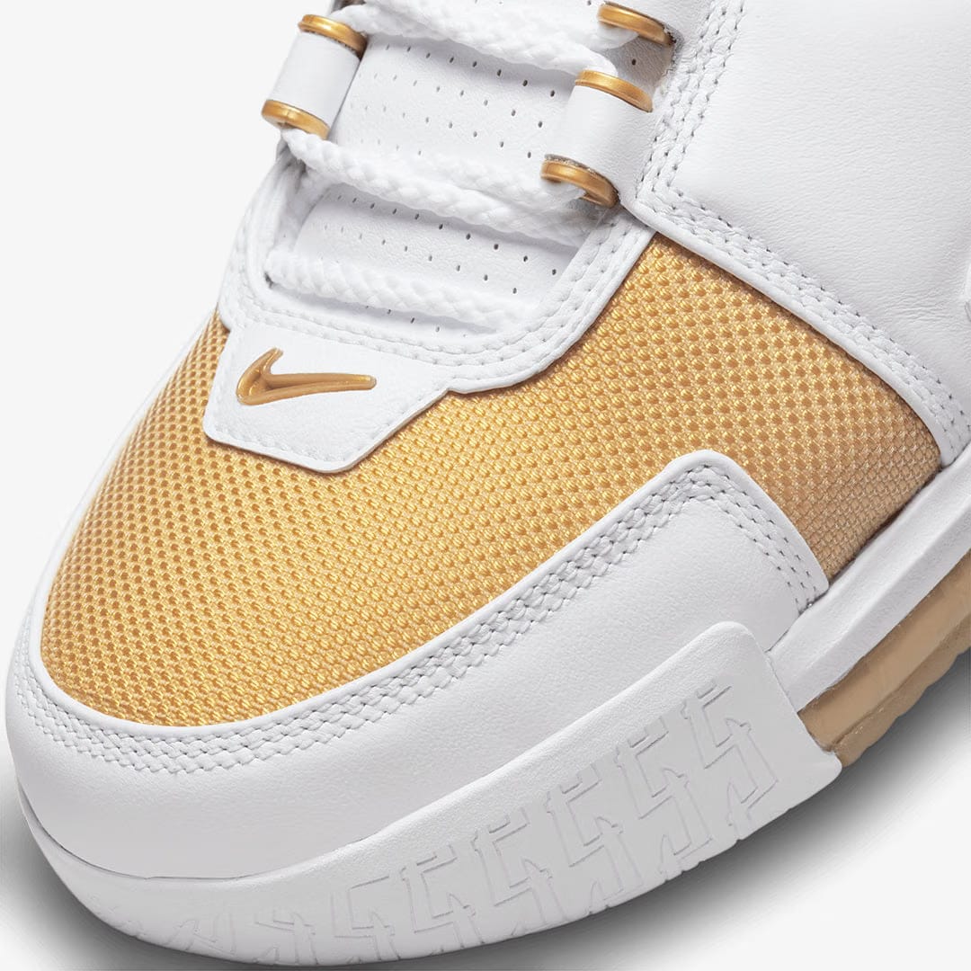 Nike LEBRON 2 MACCABI { WHITE/METALLIC GOLD-VARSITY CRIMSON